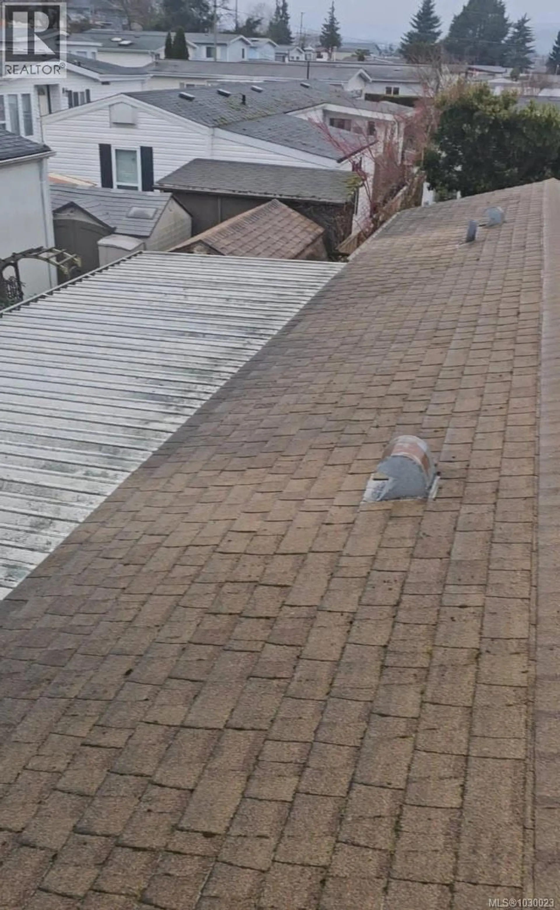 Property at #108 17 CHIEF ROBERT SAM LANE, View Royal, BC