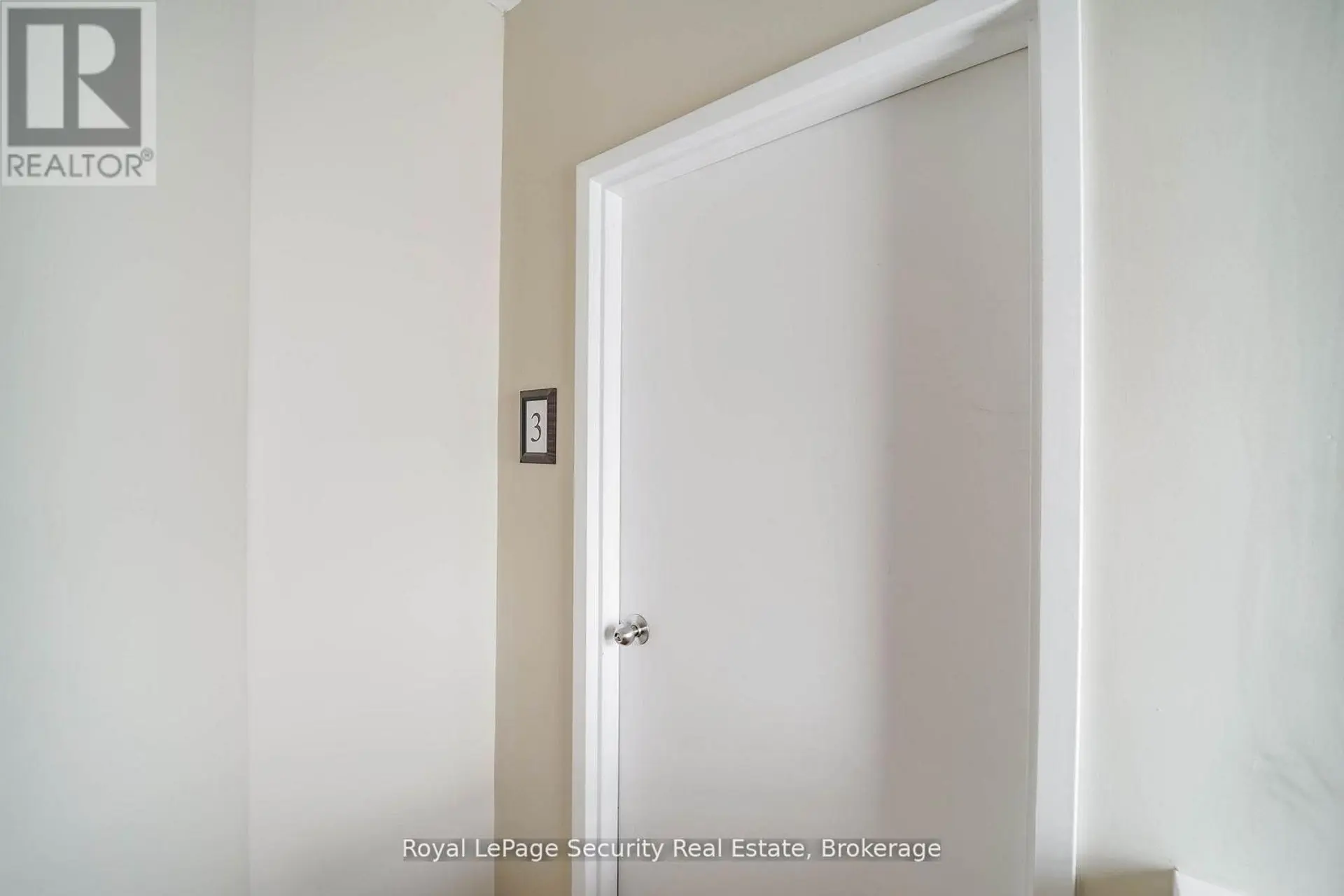 272 MAIN STREET - Image 11