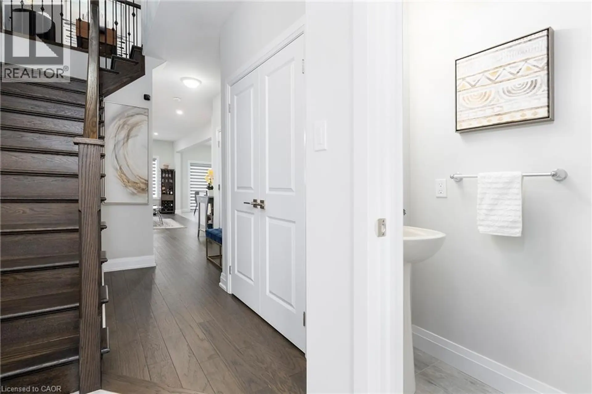 #42 520 GREY STREET - Image 3