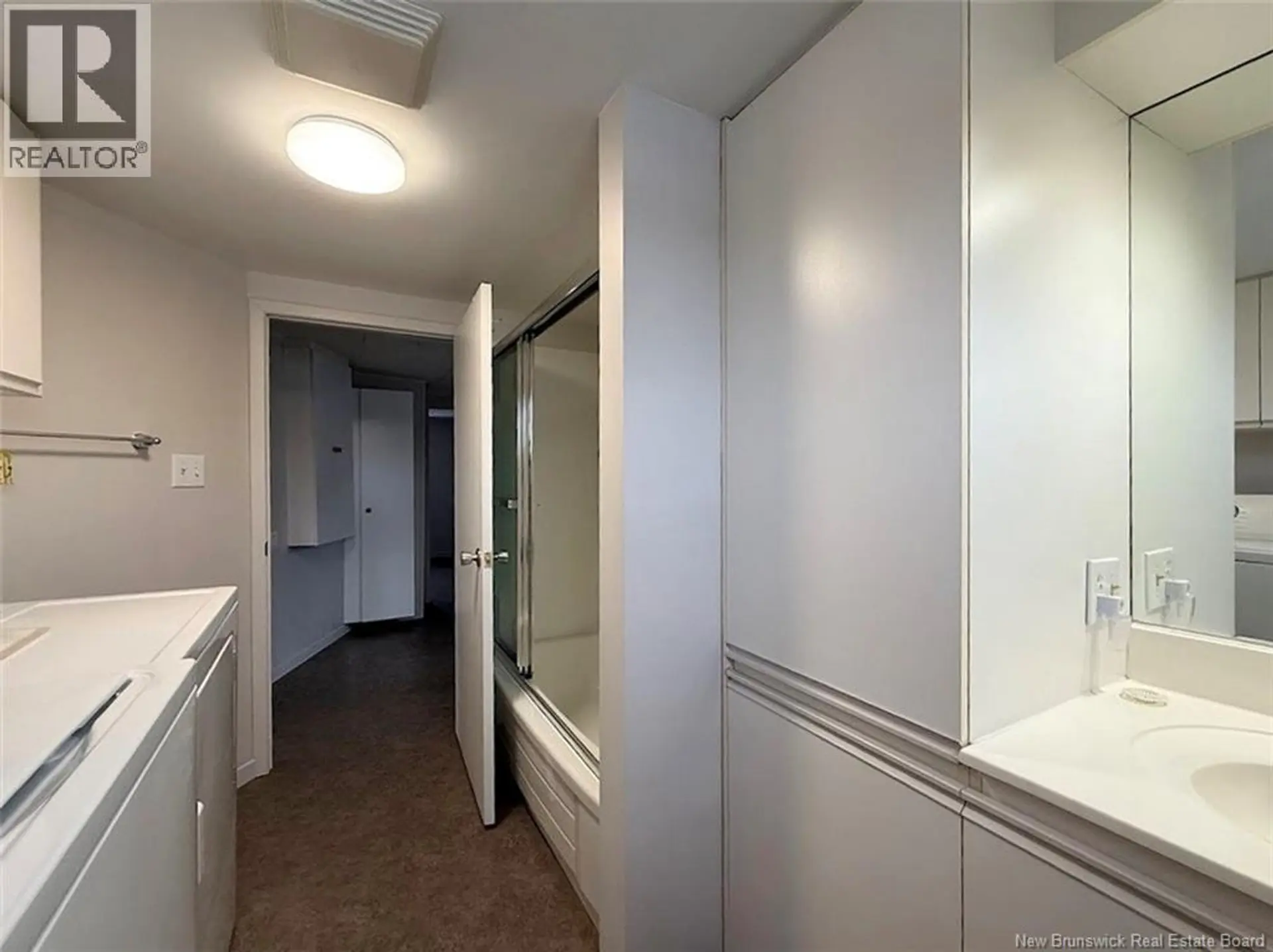49 St-Jean Street - Image 12