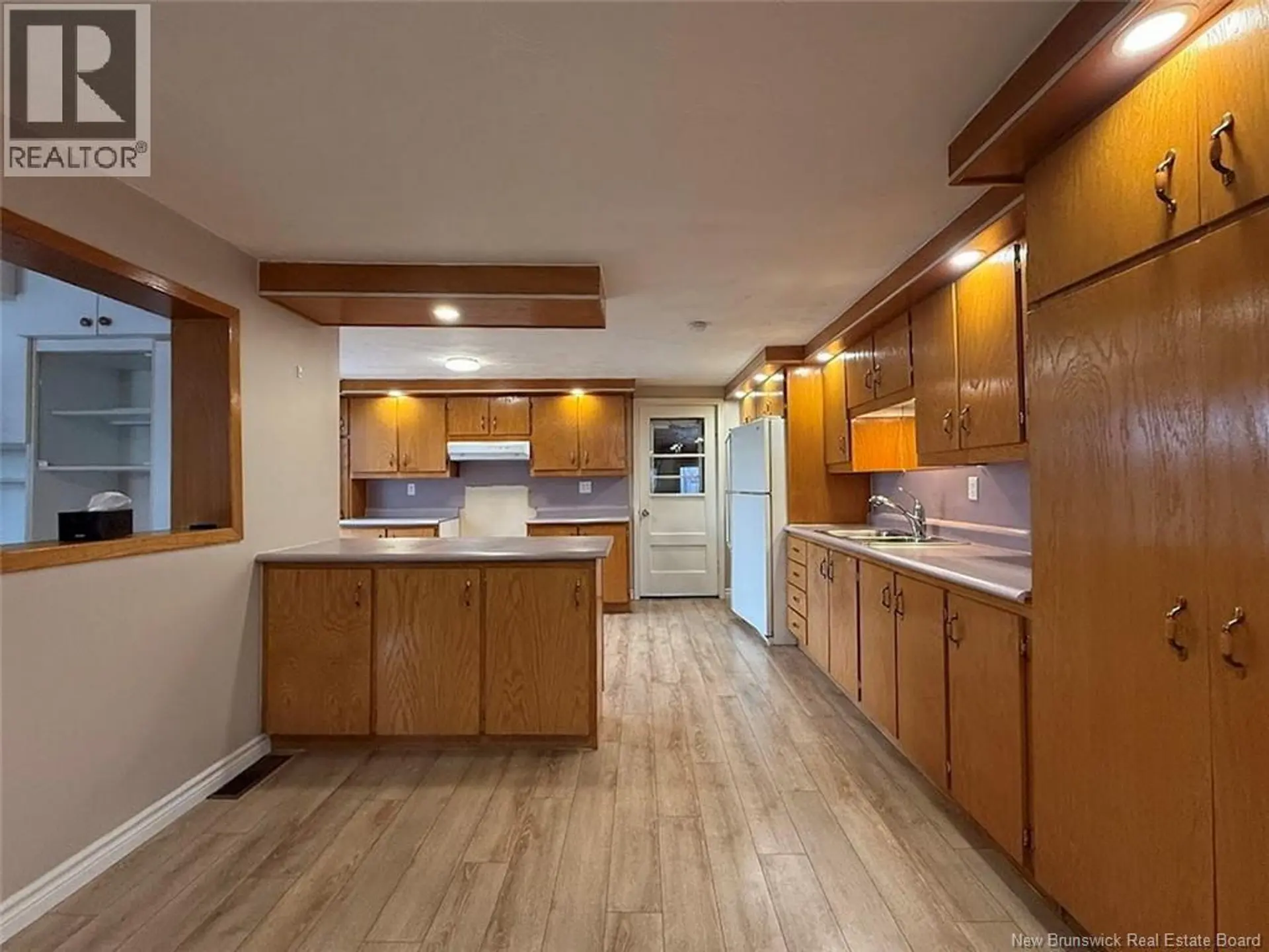 49 St-Jean Street - Image 5