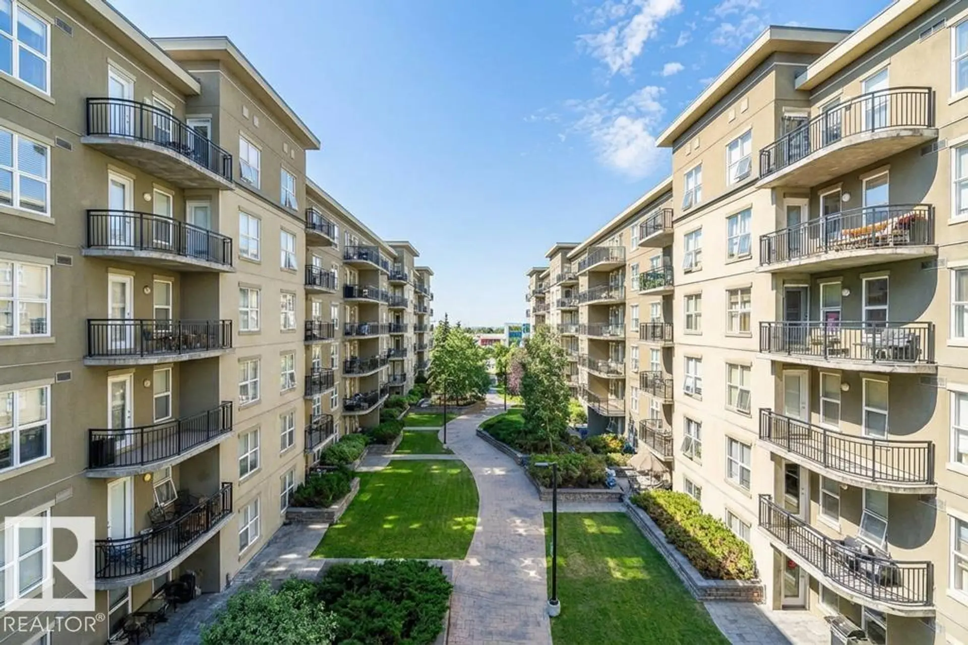 #1-204 4245 139 AV NW - Image 1