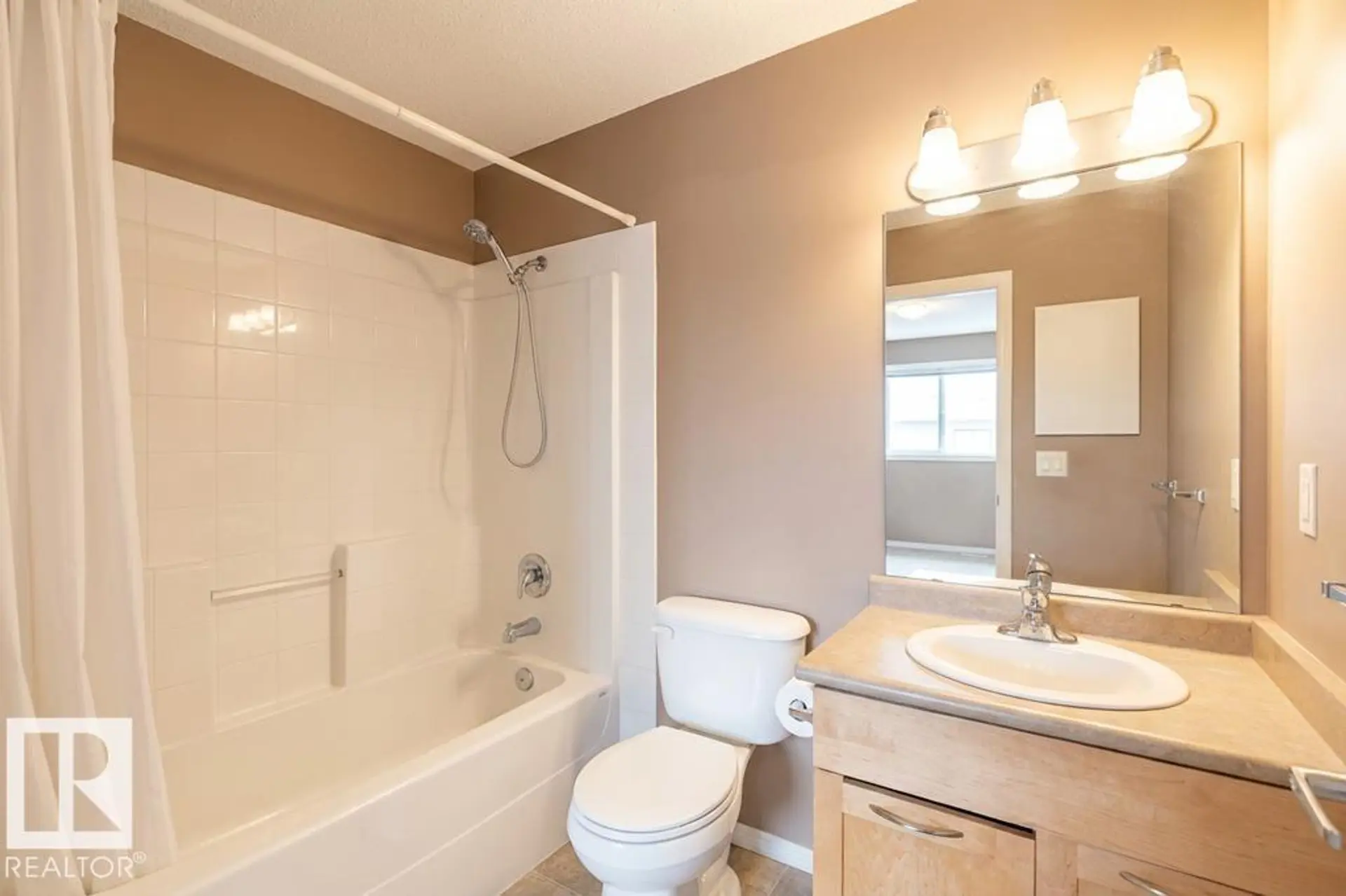 #1-204 4245 139 AV NW - Image 12