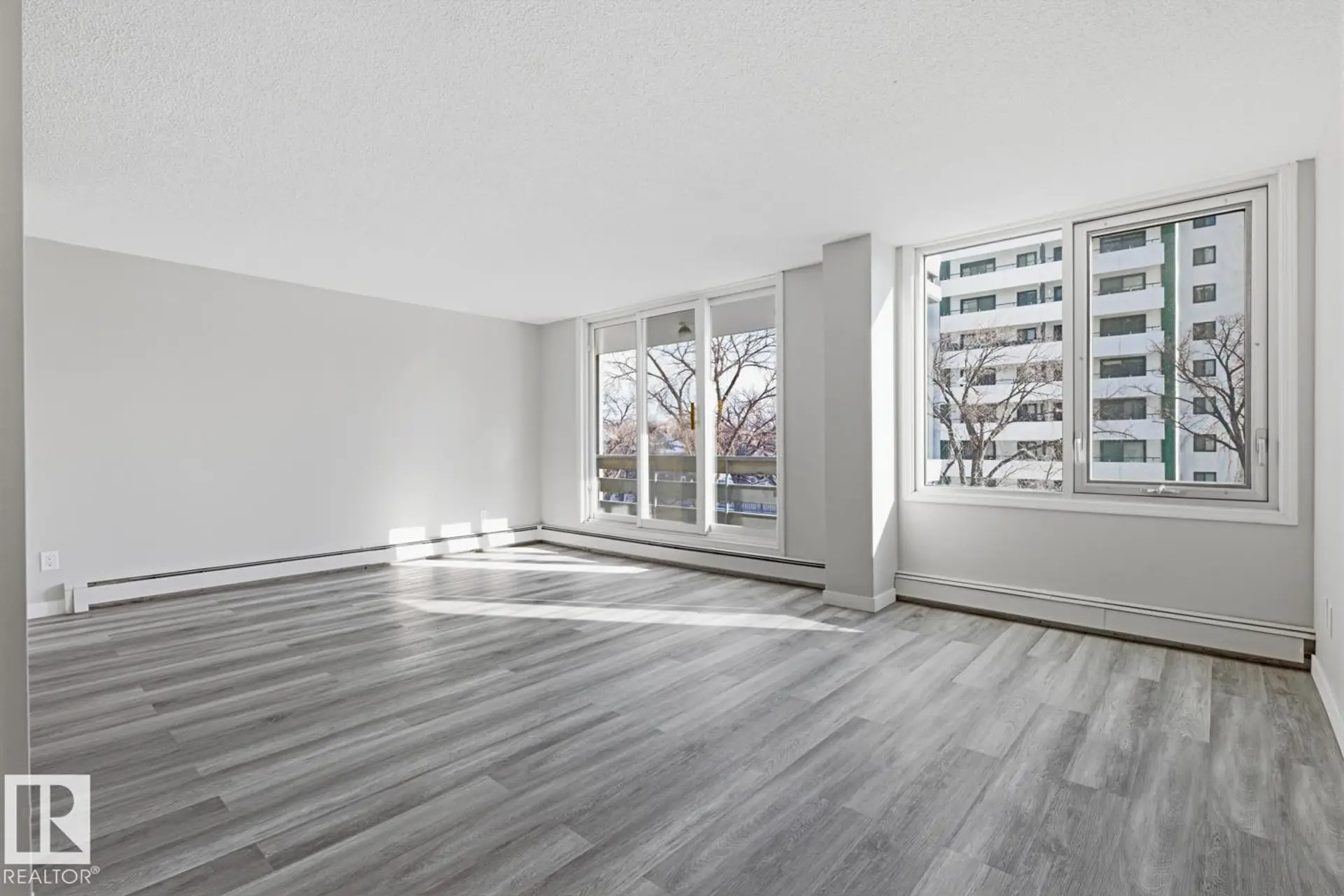 #307 10160 116 ST NW - Image 13