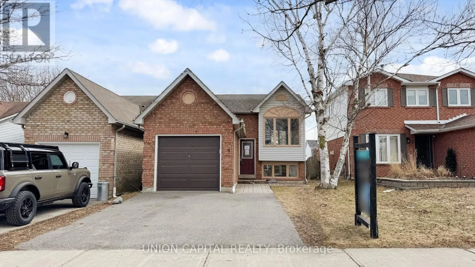9 FENWICK AVENUE - Image 1