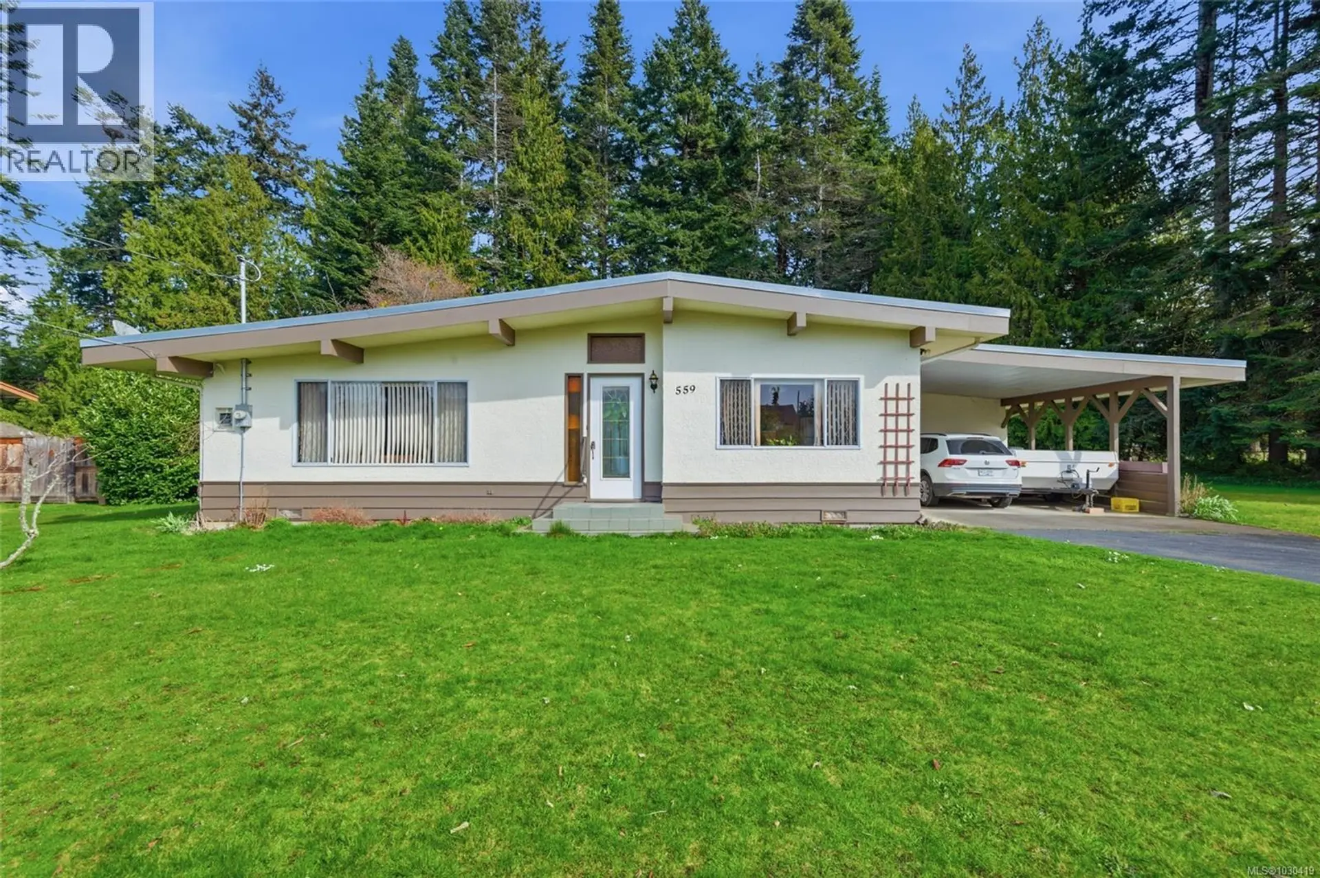 Property at 559 Johnstone Rd, Parksville, BC