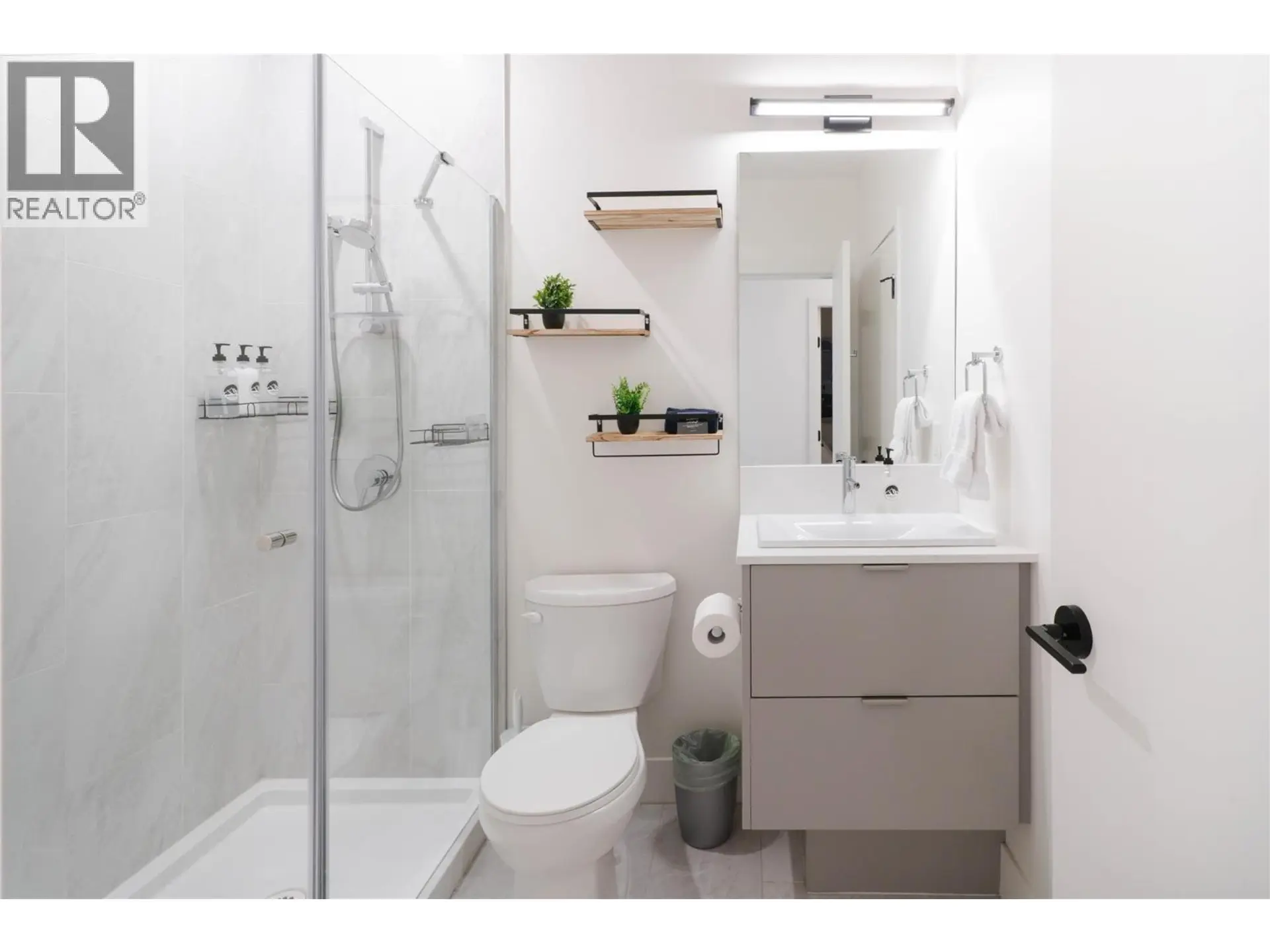 Property at #1401 1701 COURSIER AVENUE, Revelstoke, BC