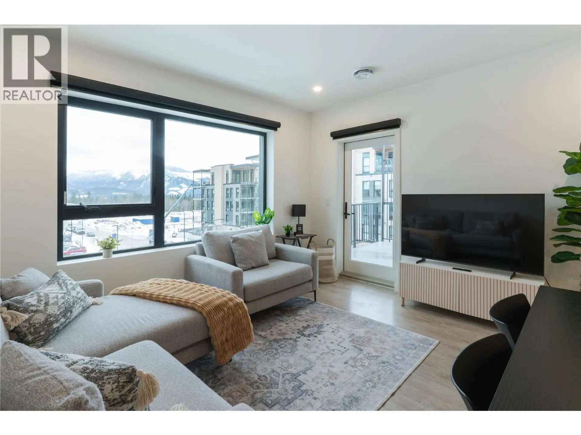 Property at #1401 1701 COURSIER AVENUE, Revelstoke, BC