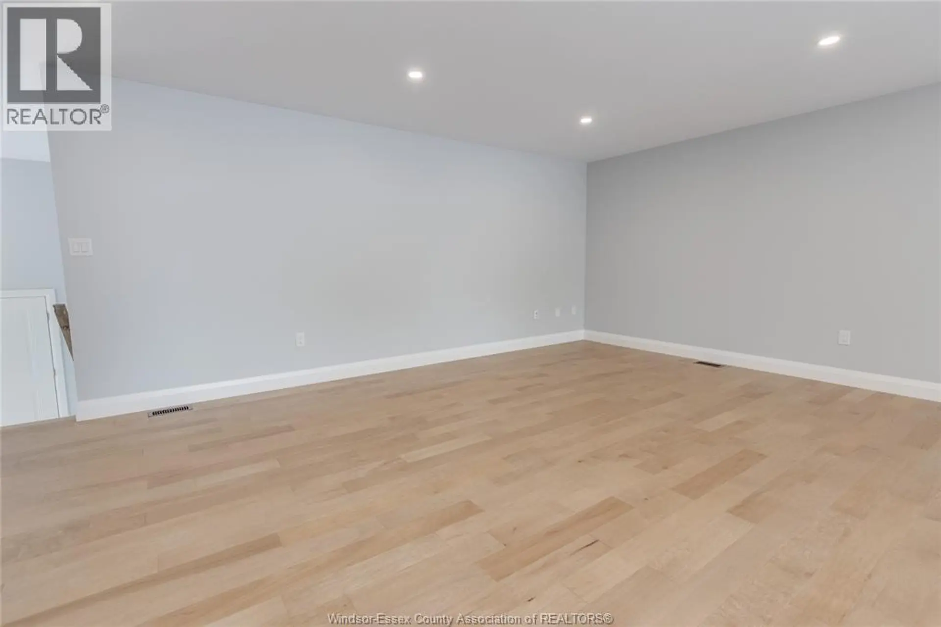 130 ANGELO AVENUE - Image 7