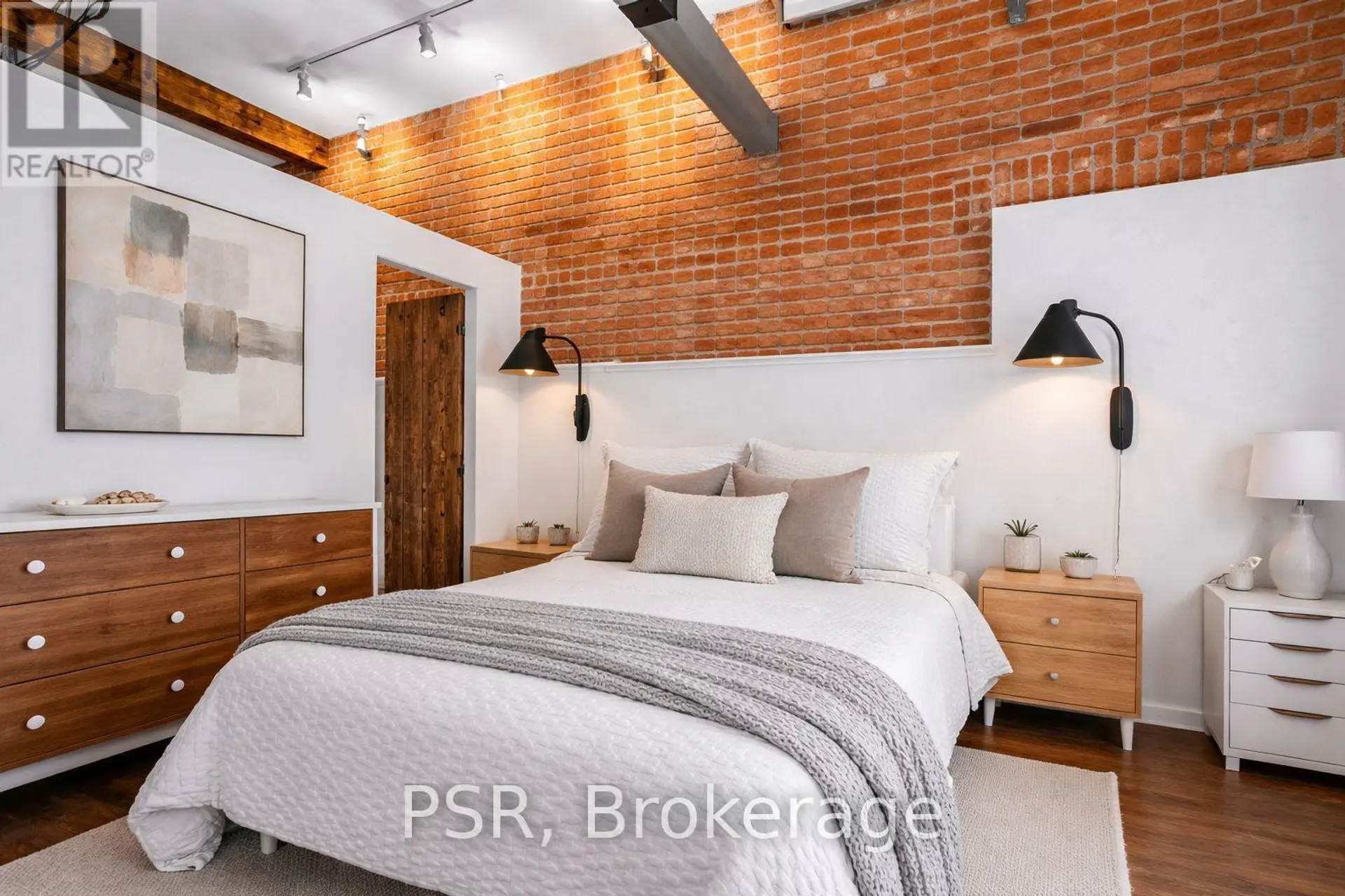 #4 121 PRESCOTT AVENUE - Image 9