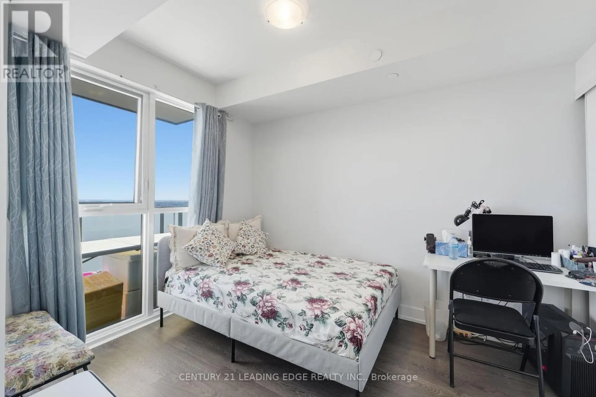 #2516 2550 SIMCOE STREET N - Image 10