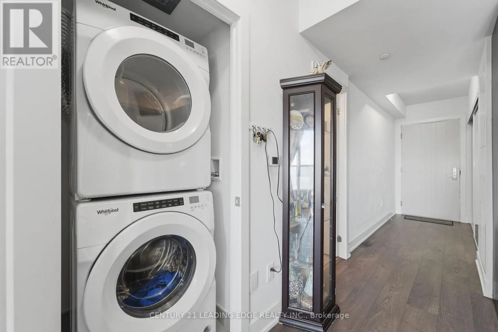 #2516 2550 SIMCOE STREET N - Image 12