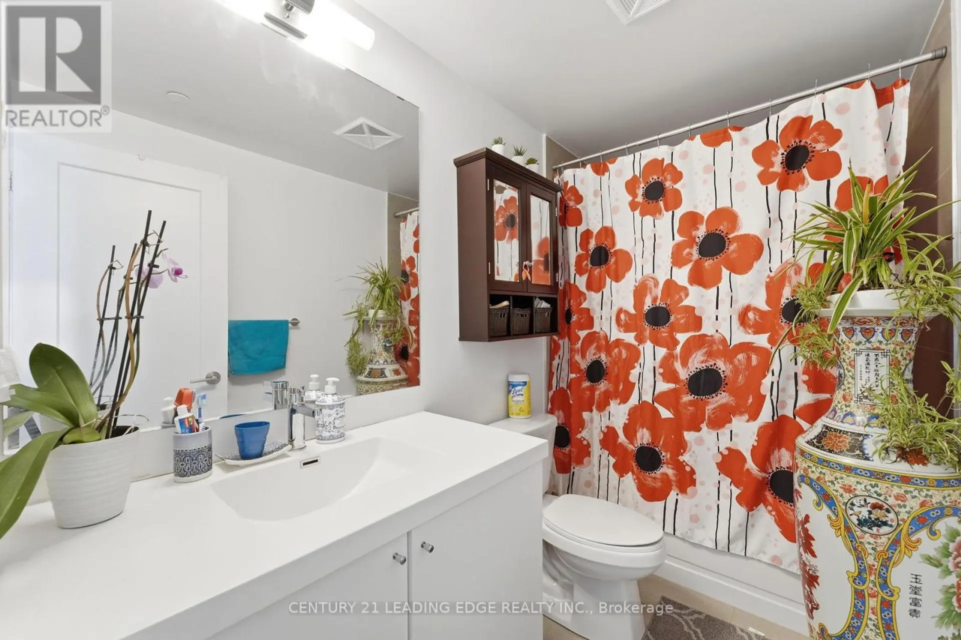 #2516 2550 SIMCOE STREET N - Image 9