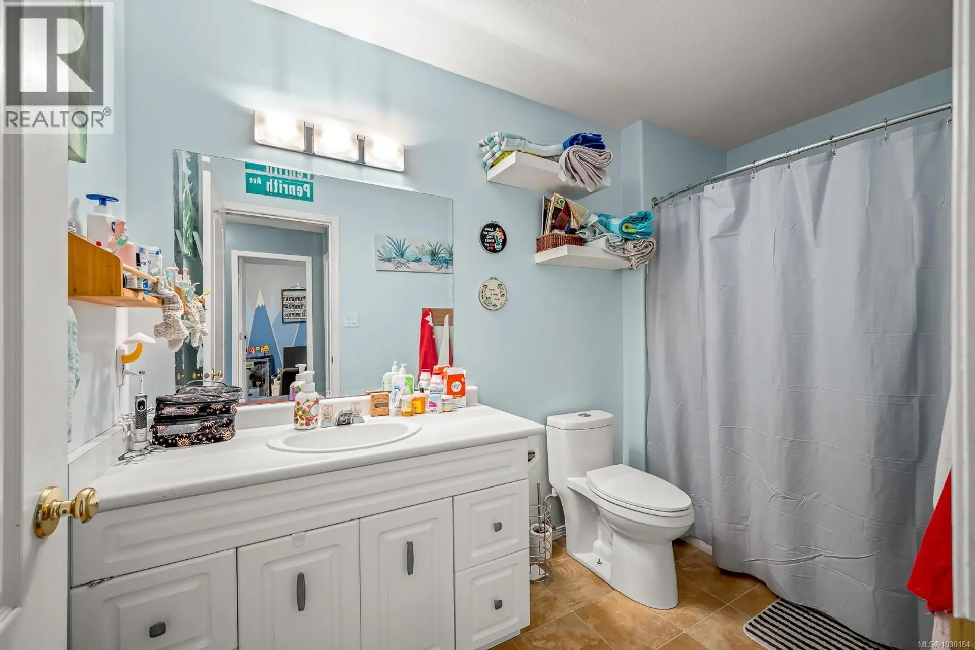 Property at #204 130 BACK RD, Courtenay, BC