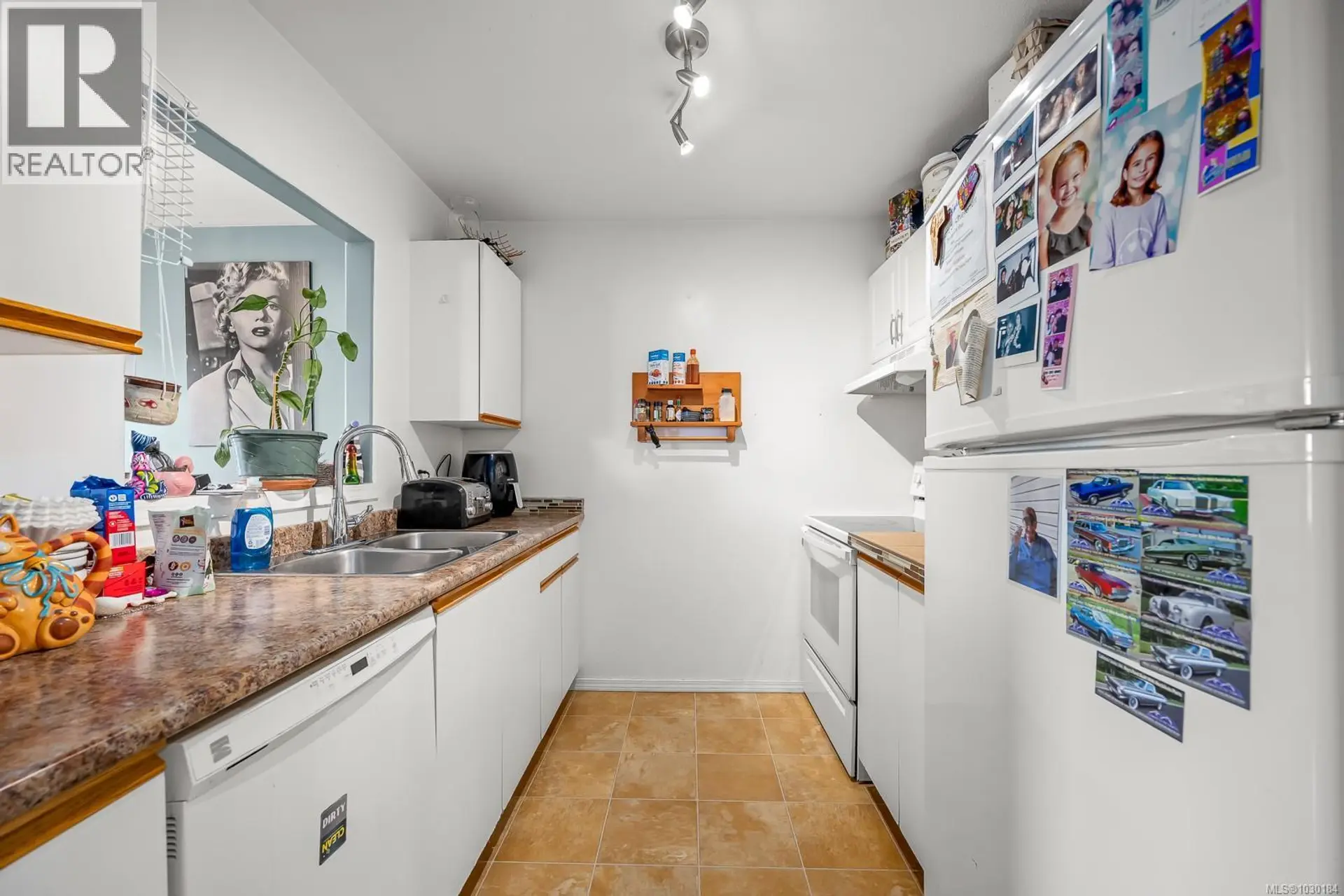 Property at #204 130 BACK RD, Courtenay, BC