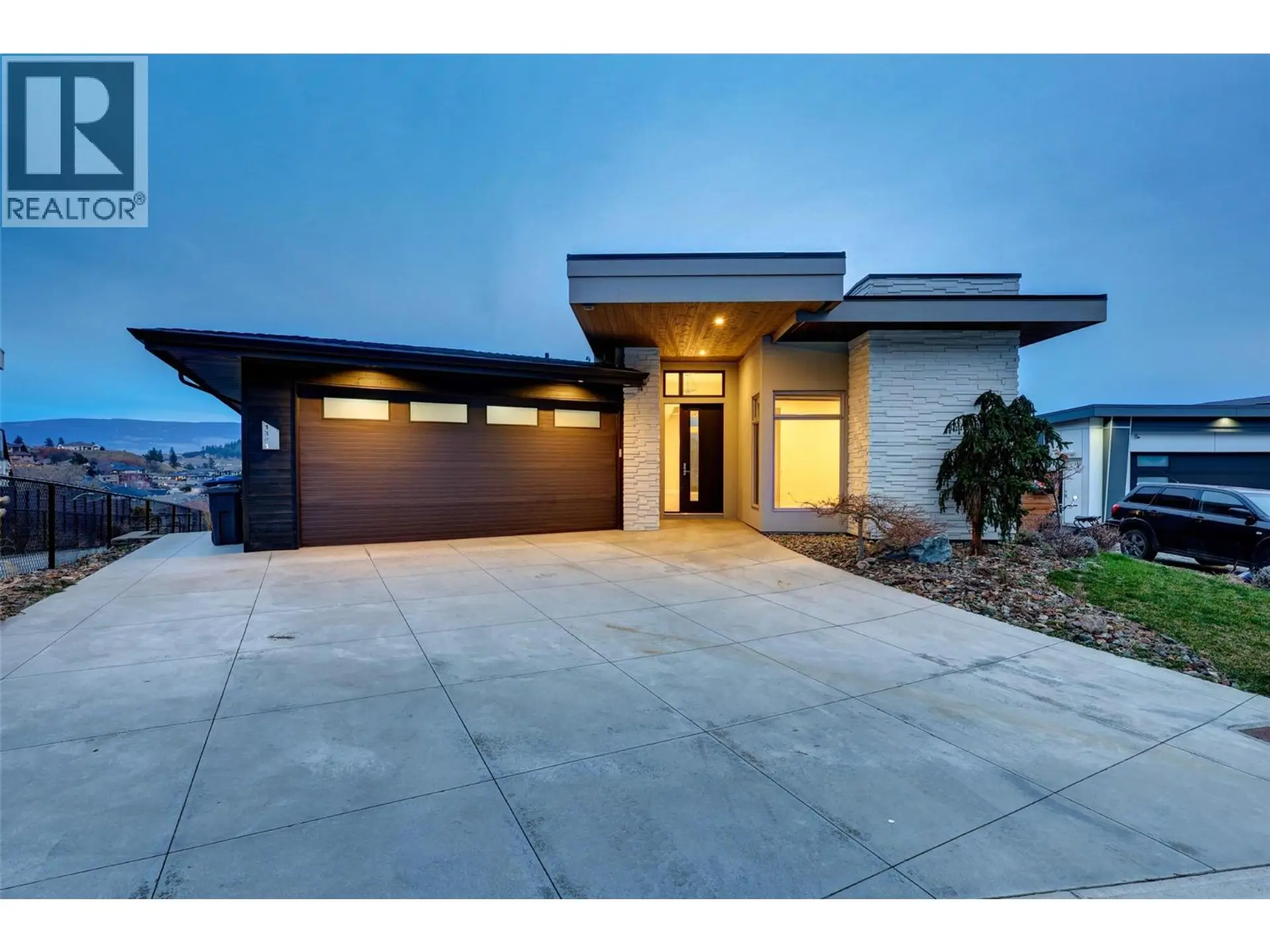 Property at 1341 Sladen Crescent, Kelowna, BC