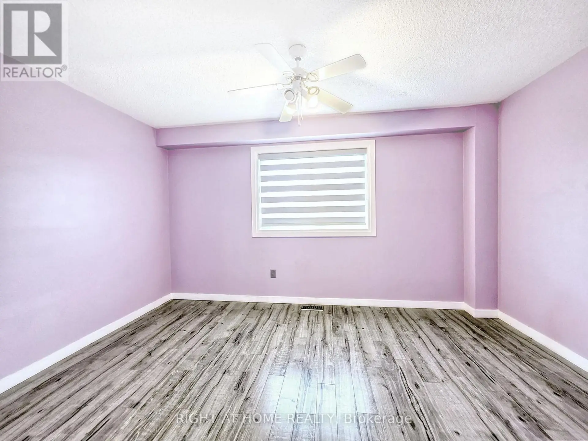 98 SPADINA ROAD - Image 16