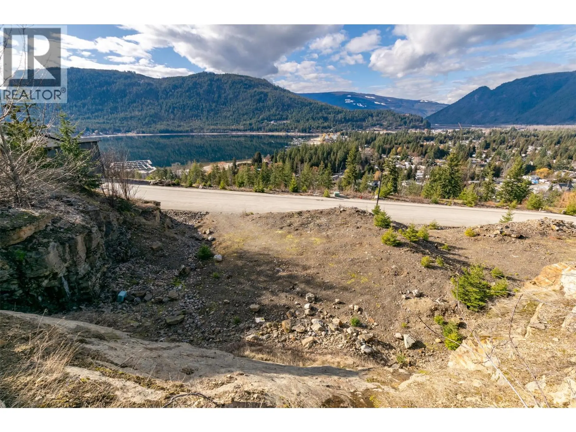 Property at 275 BAYVIEW DRIVE, Sicamous, BC