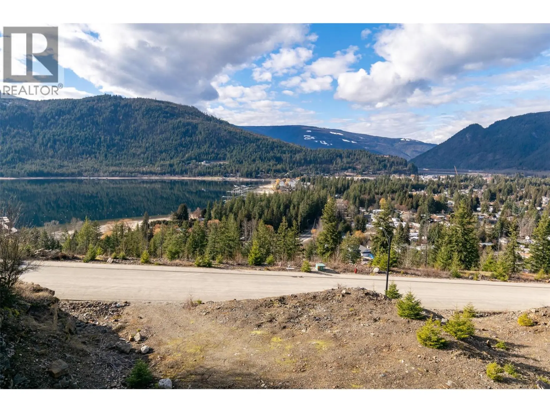 Property at 275 BAYVIEW DRIVE, Sicamous, BC