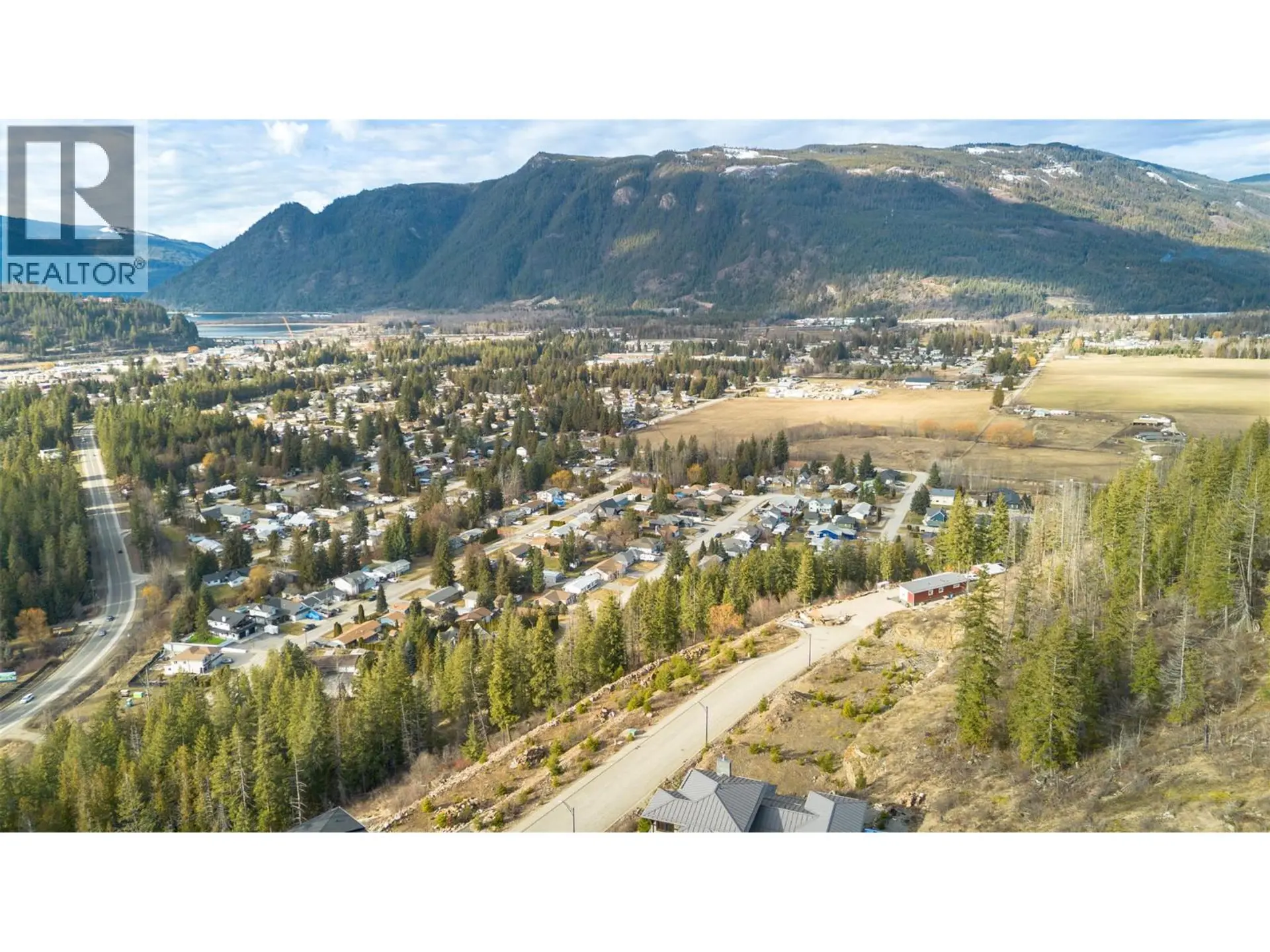 Property at 275 BAYVIEW DRIVE, Sicamous, BC