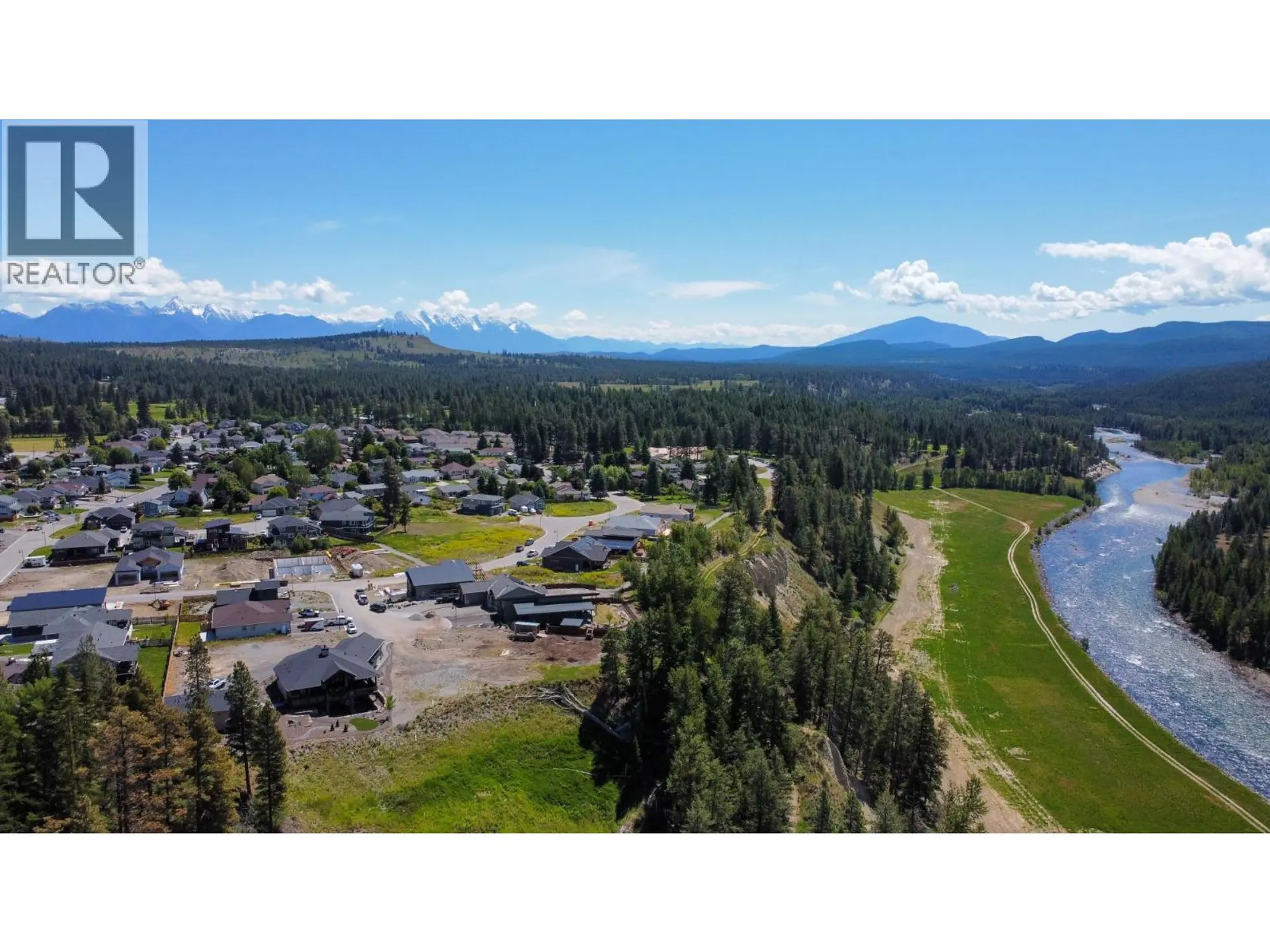 Property at 19 BOOTLEG GAP CLOSE, Kimberley, BC