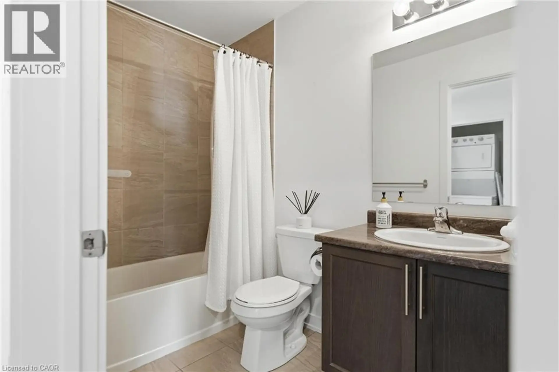 #44 590 NORTH SERVICE ROAD - Image 10