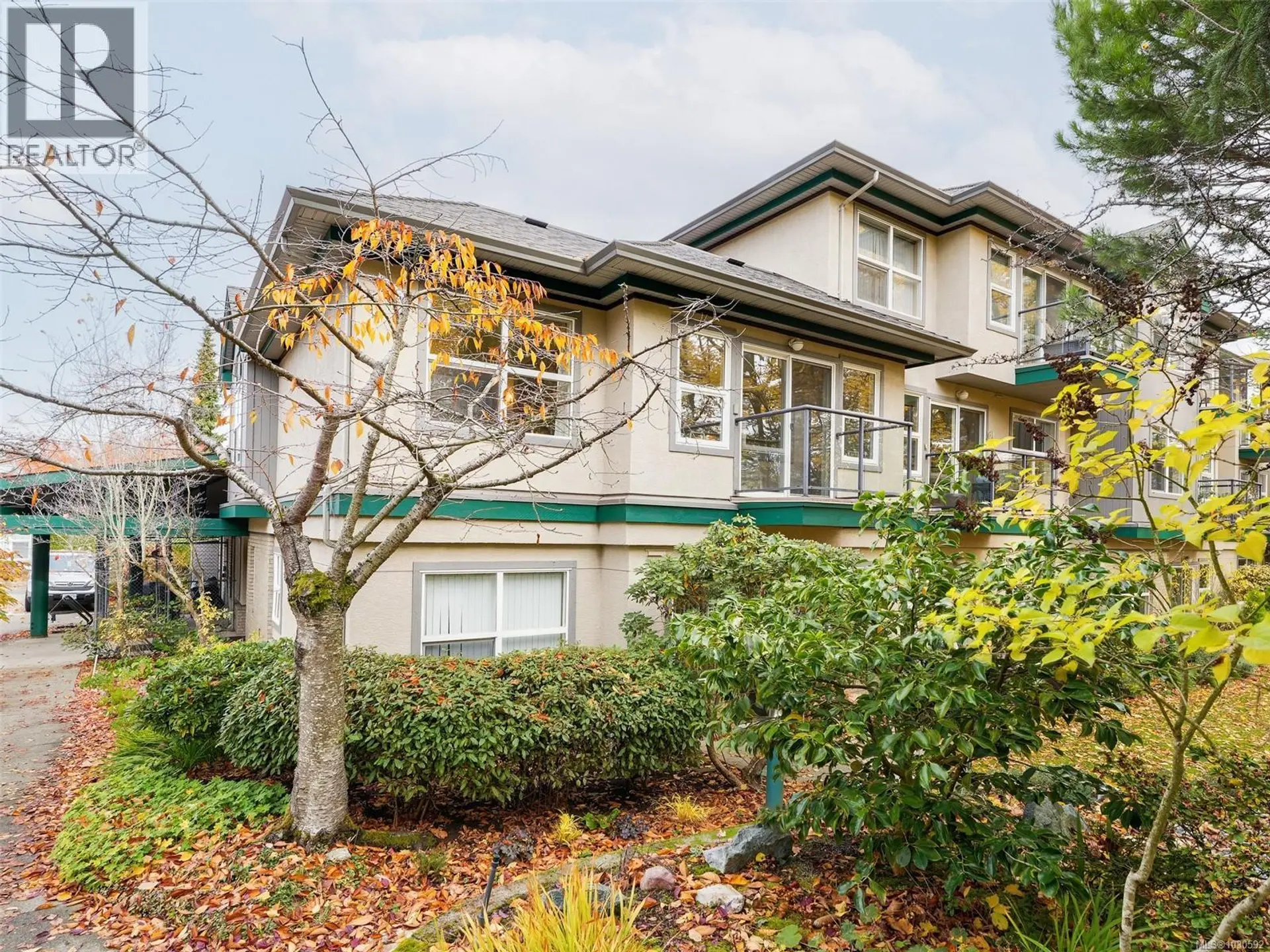 Property at #213 1485 Garnet Rd, Saanich, BC