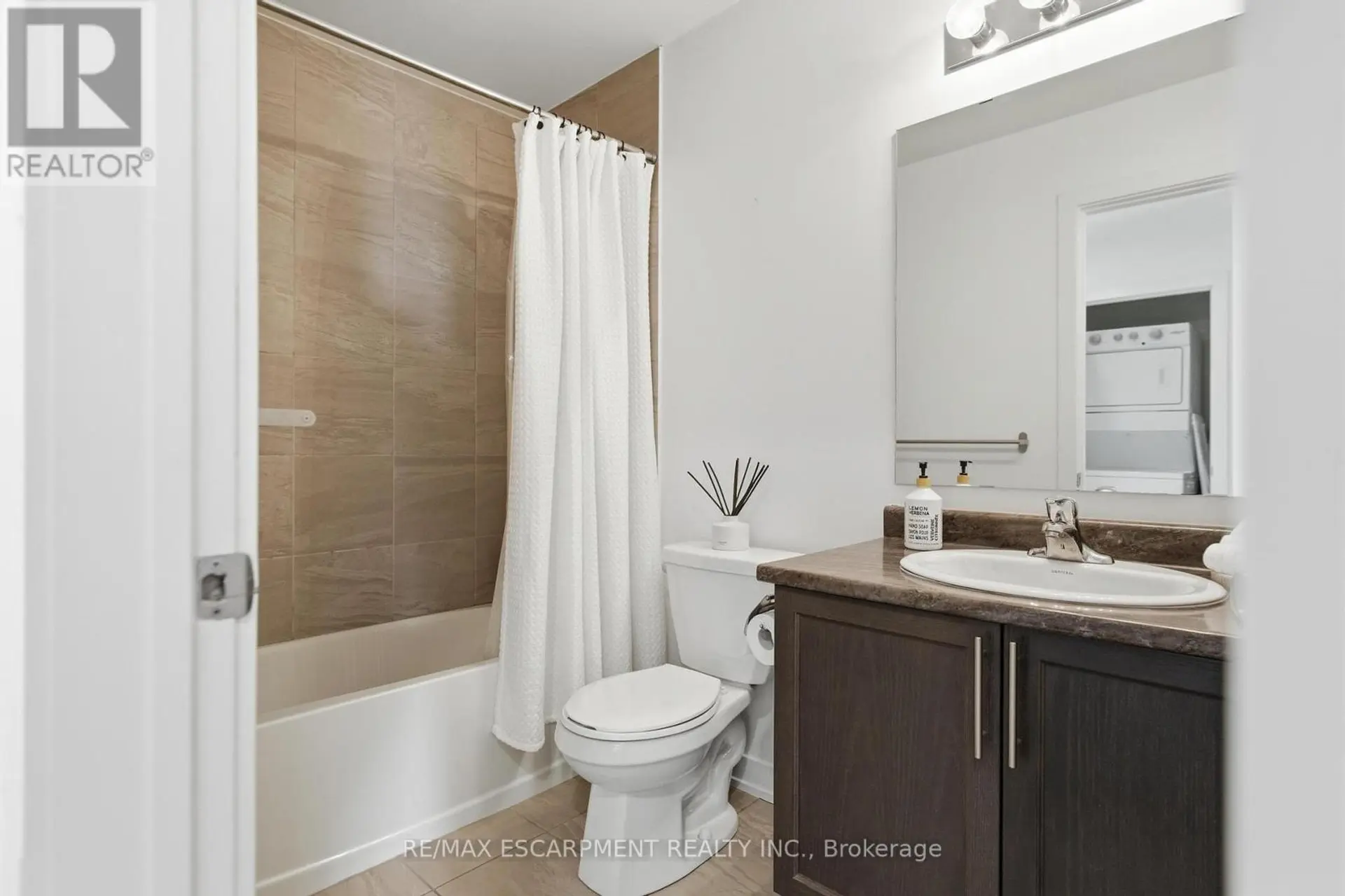 #44 590 NORTH SERVICE ROAD - Image 10