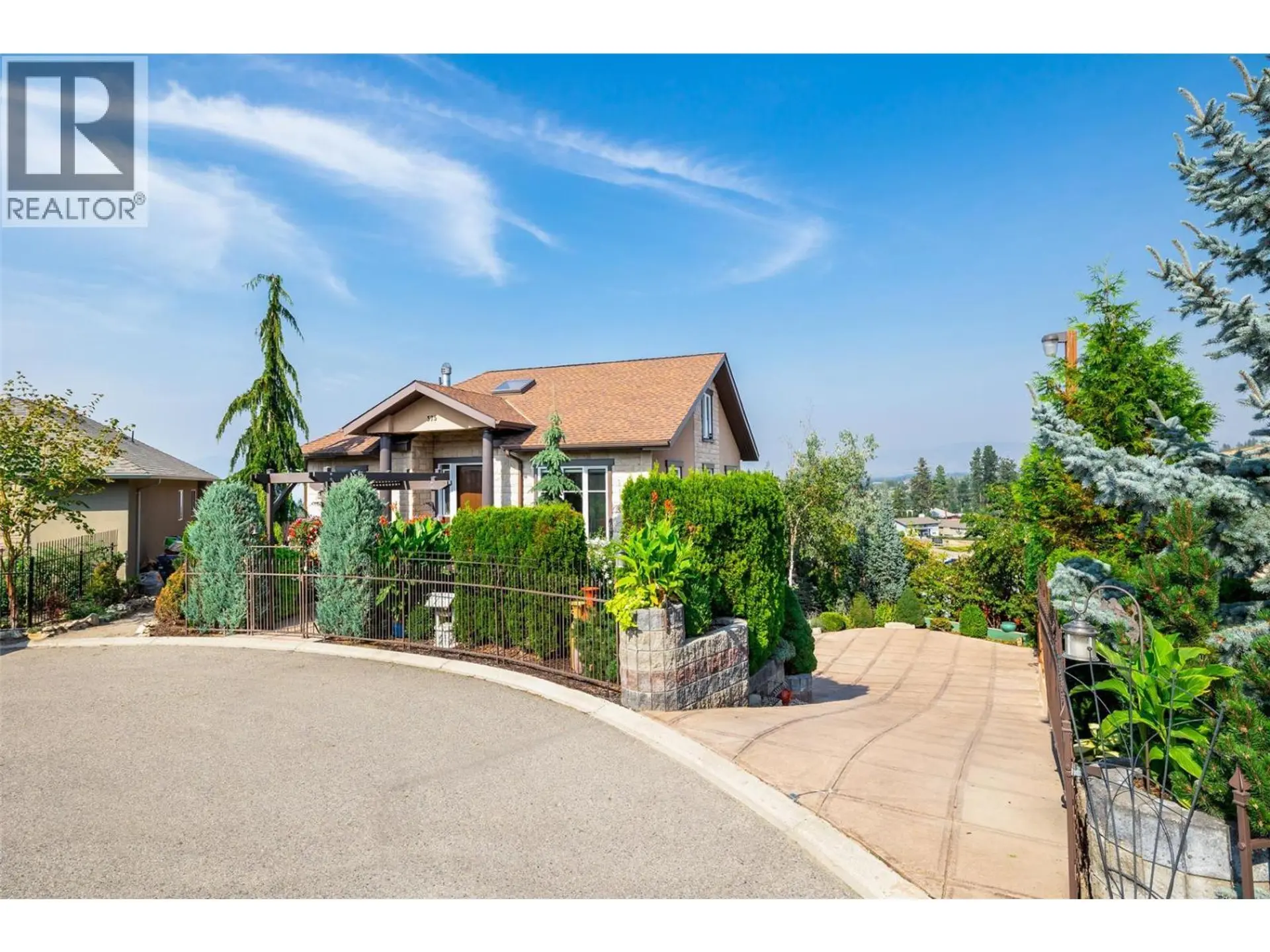 Property at 375 Trumpeter Court, Kelowna, BC
