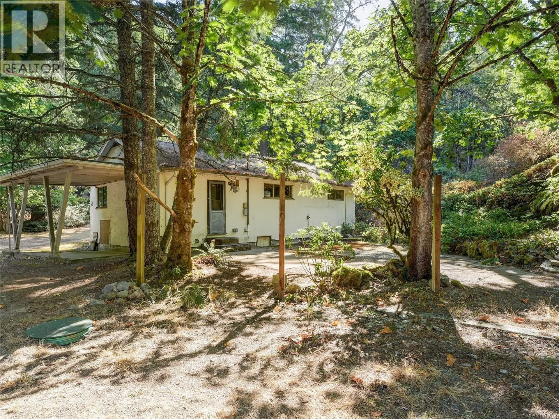 Property at 5142 WEST SAANICH RD, Saanich, BC