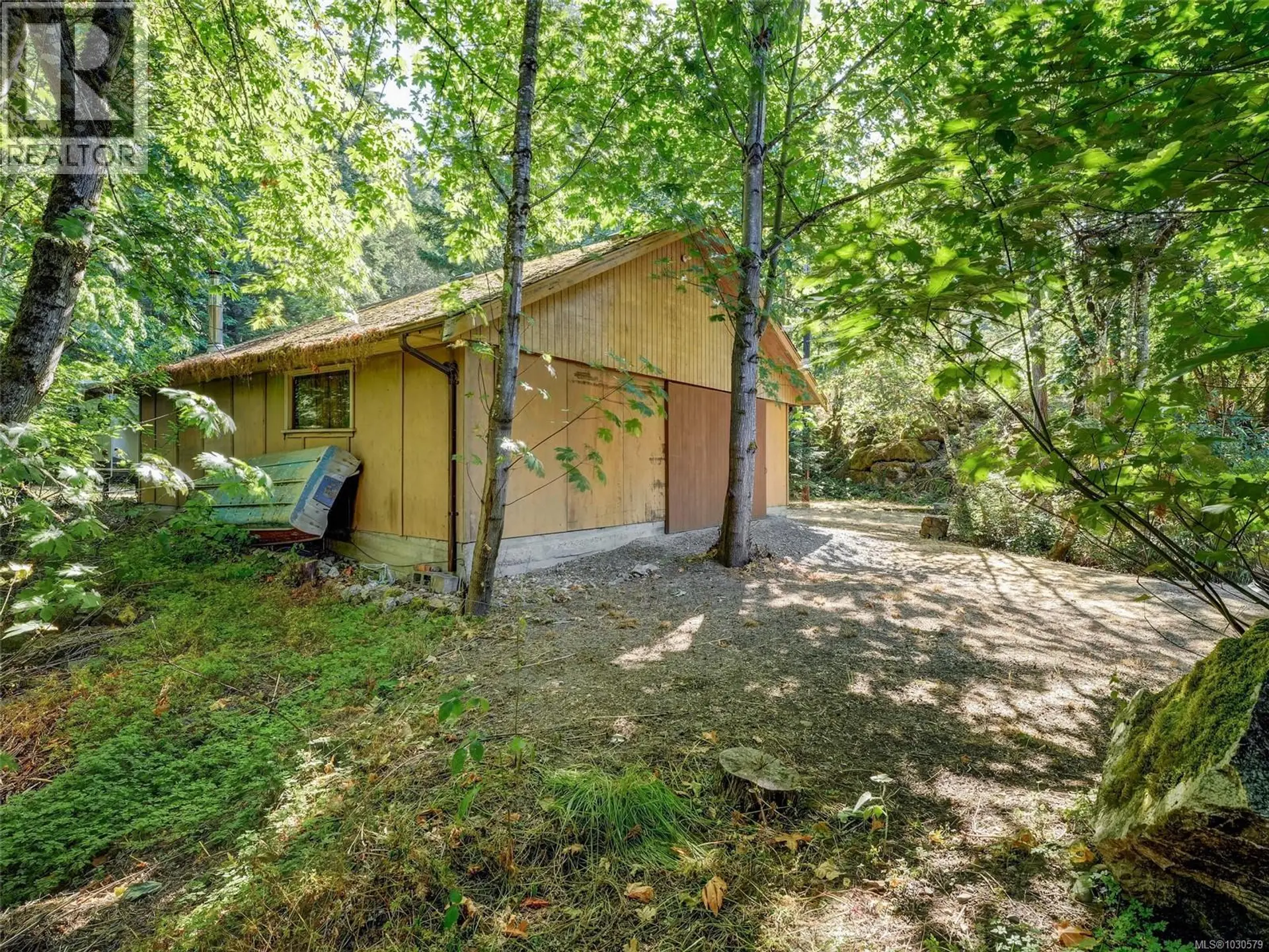 Property at 5142 WEST SAANICH RD, Saanich, BC