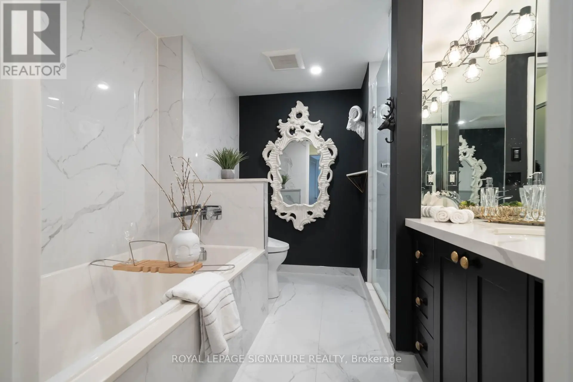 #1105 75 DALHOUSIE STREET - Image 9