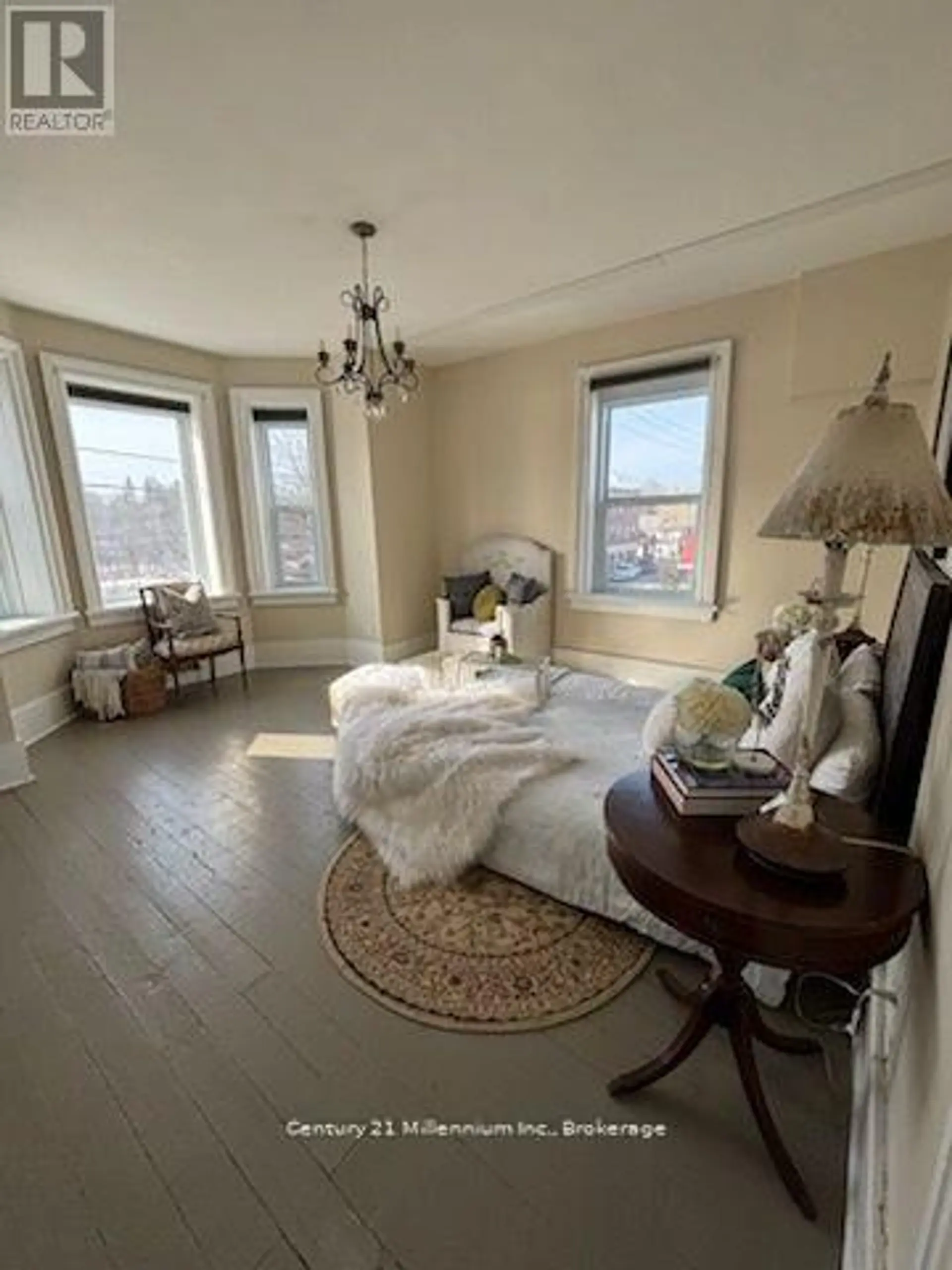 117 DURHAM STREET S - Image 14