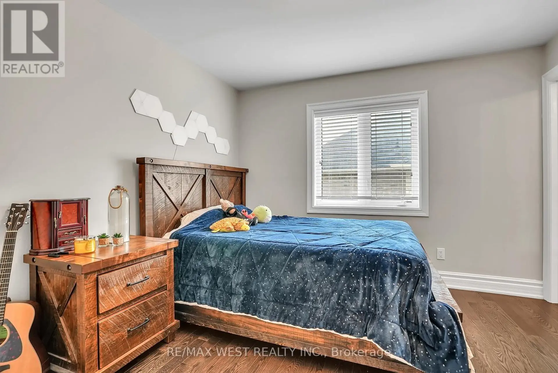 23 WEBB TRAIL - Image 13