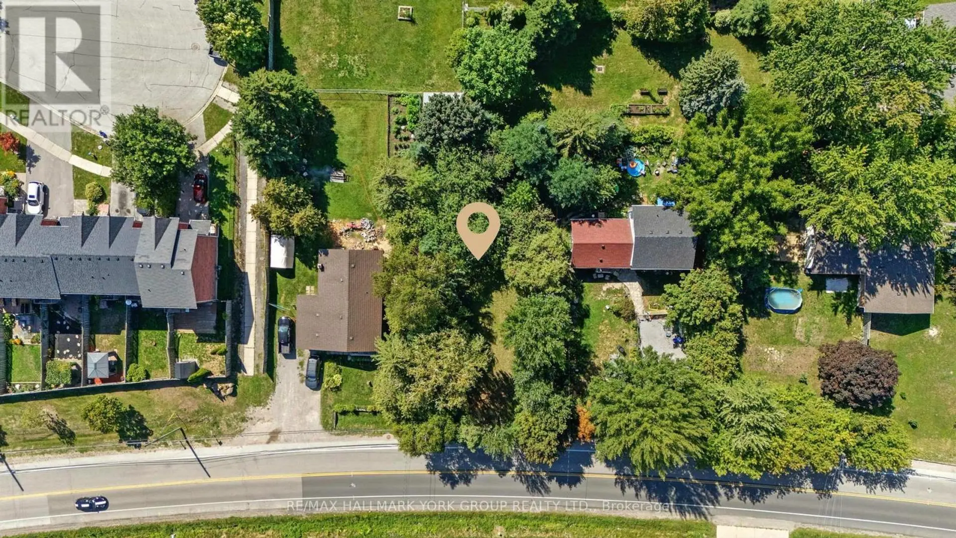 136 METRO ROAD N - Image 6