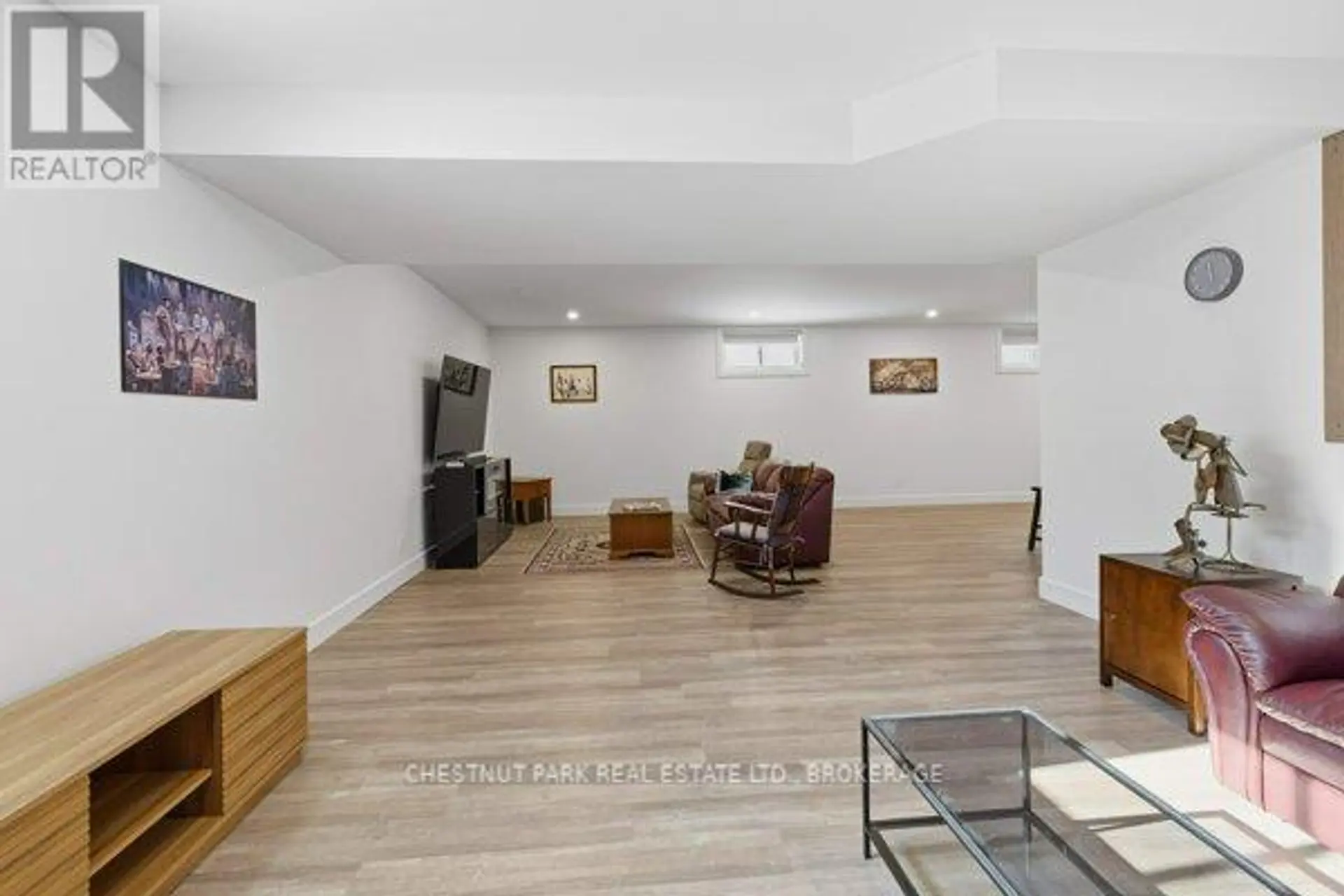 2748 DELMAR STREET - Image 15