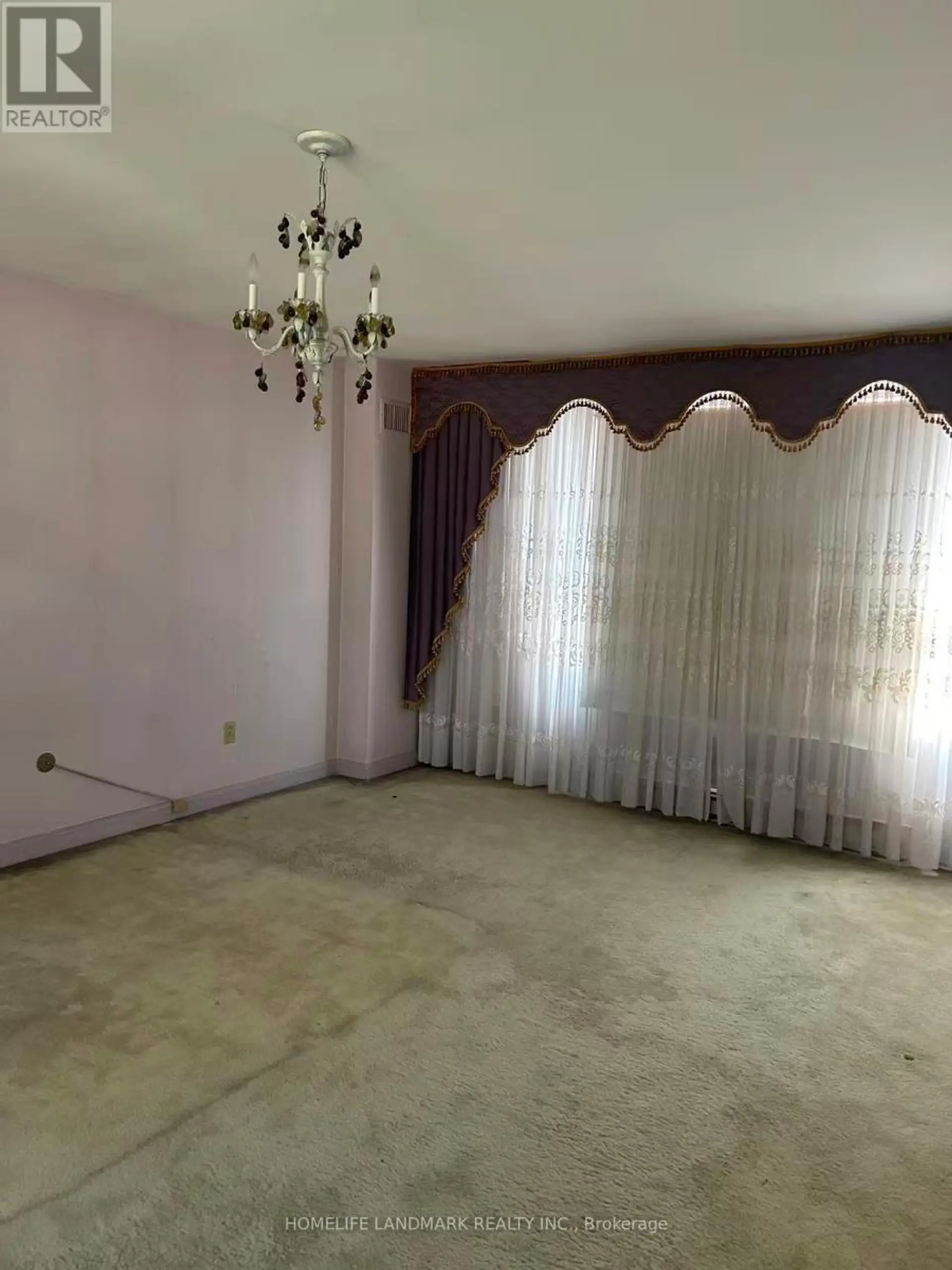 2 ROYAL OAK DRIVE - Image 5