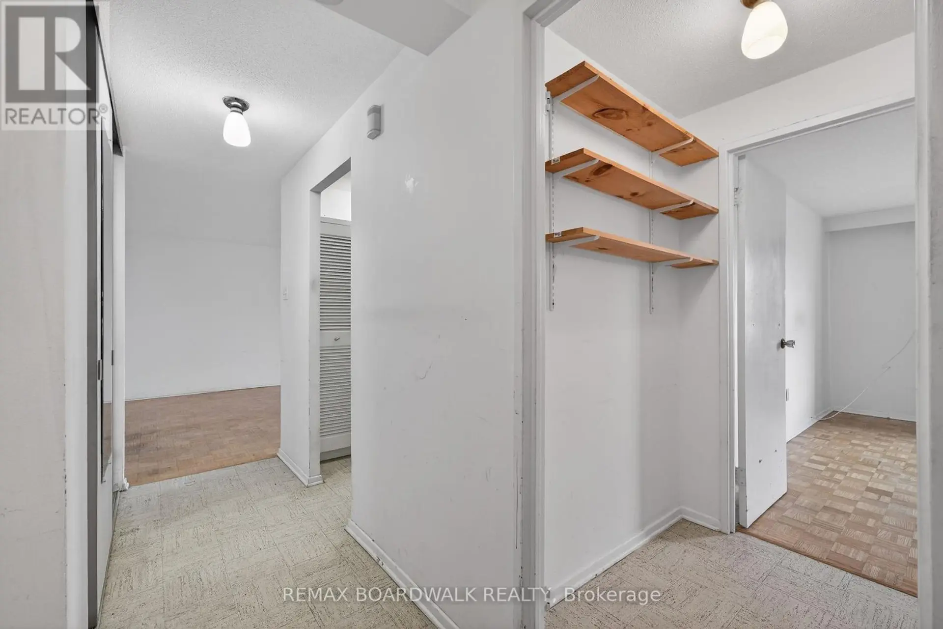 #407 1356 MEADOWLANDS DRIVE E - Image 11