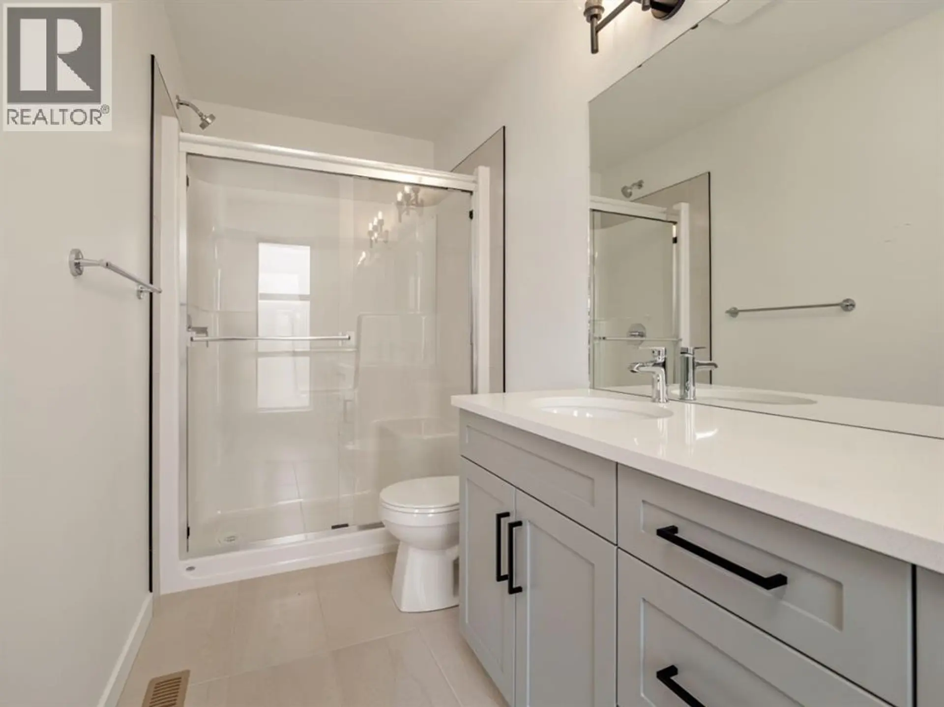 4324 25 AVENUE S - Image 11