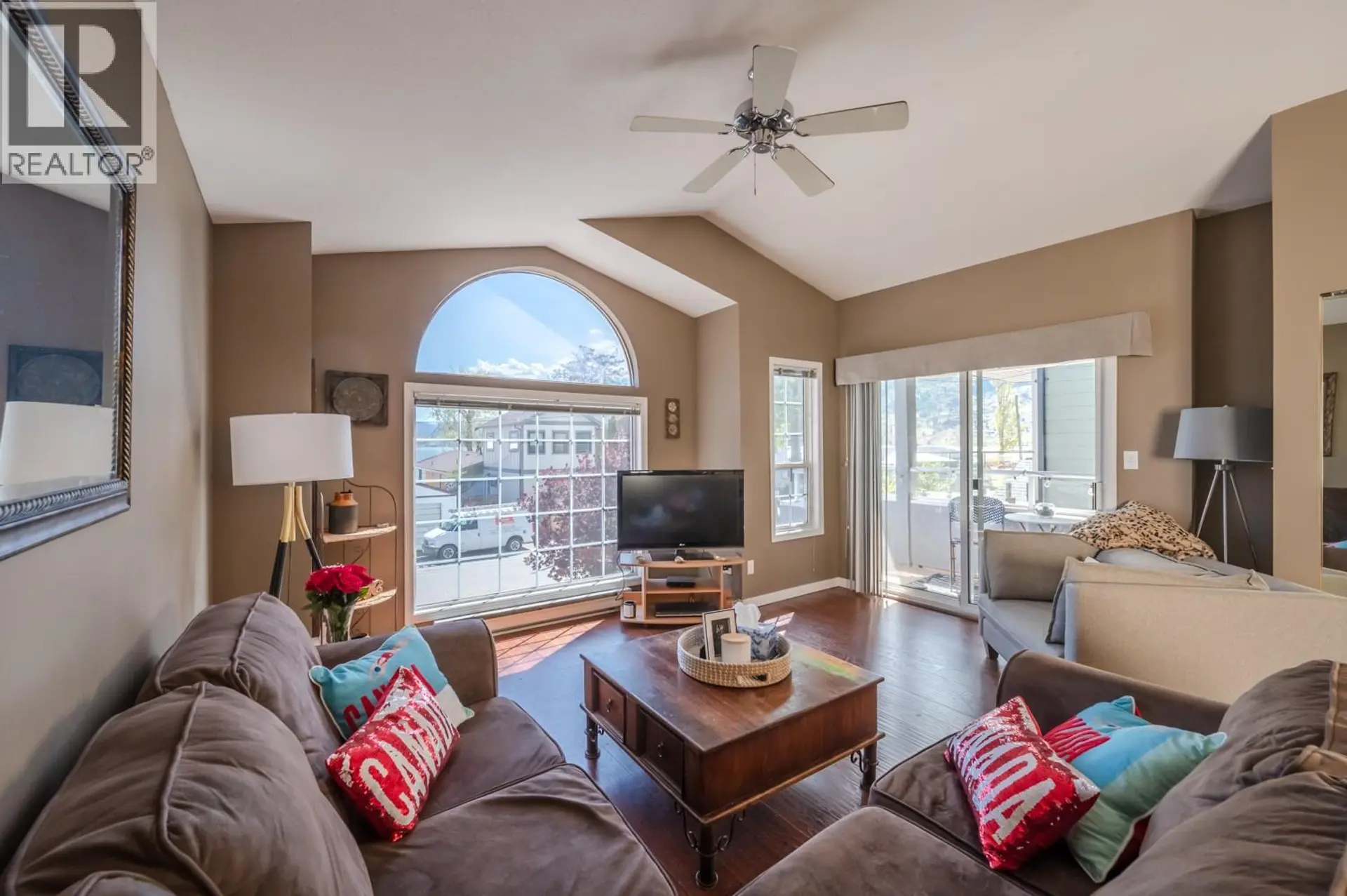 Property at 335 SUDBURY AVENUE, Penticton, BC