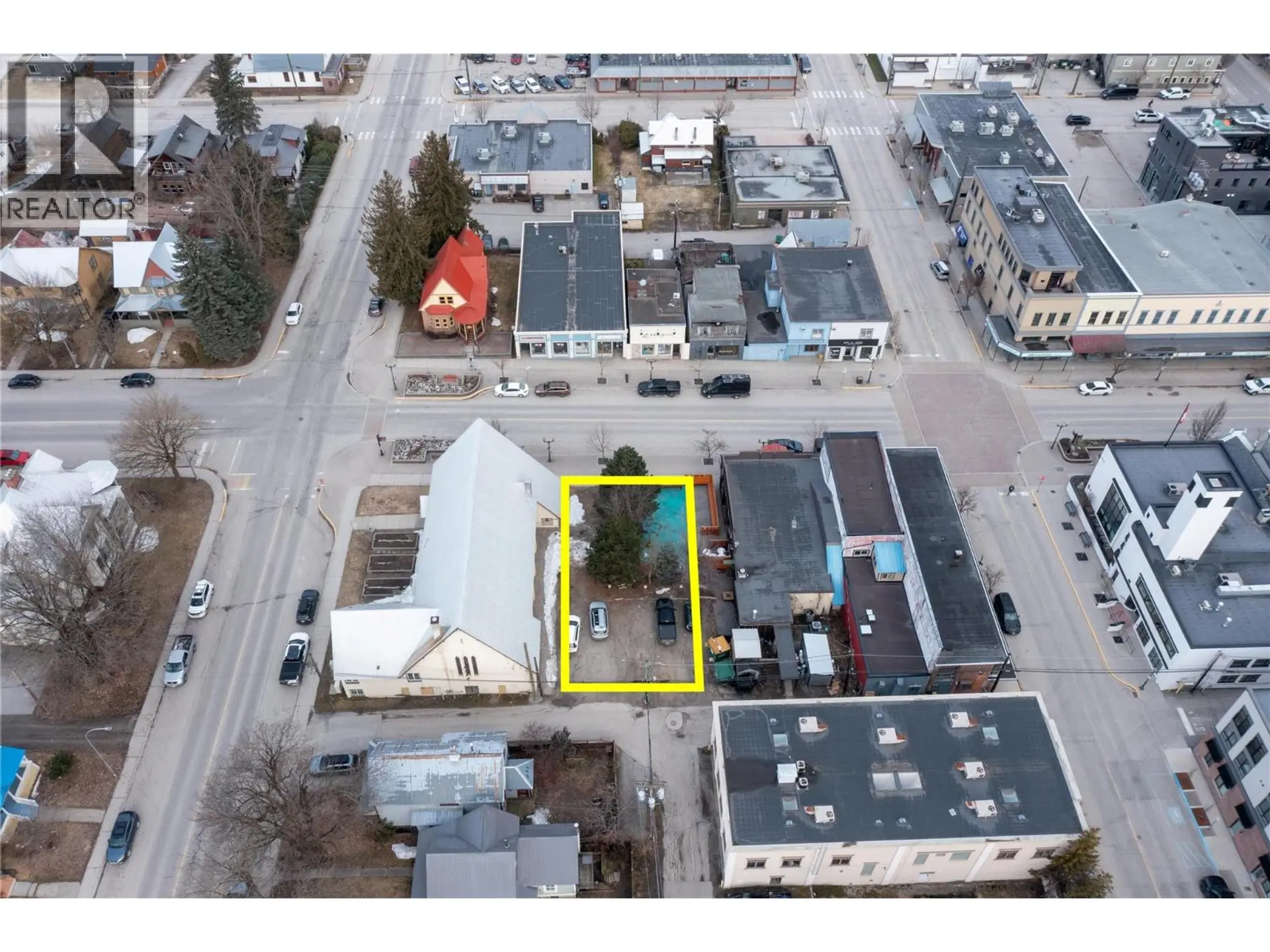 Property at 310 MACKENZIE AVENUE, Revelstoke, BC