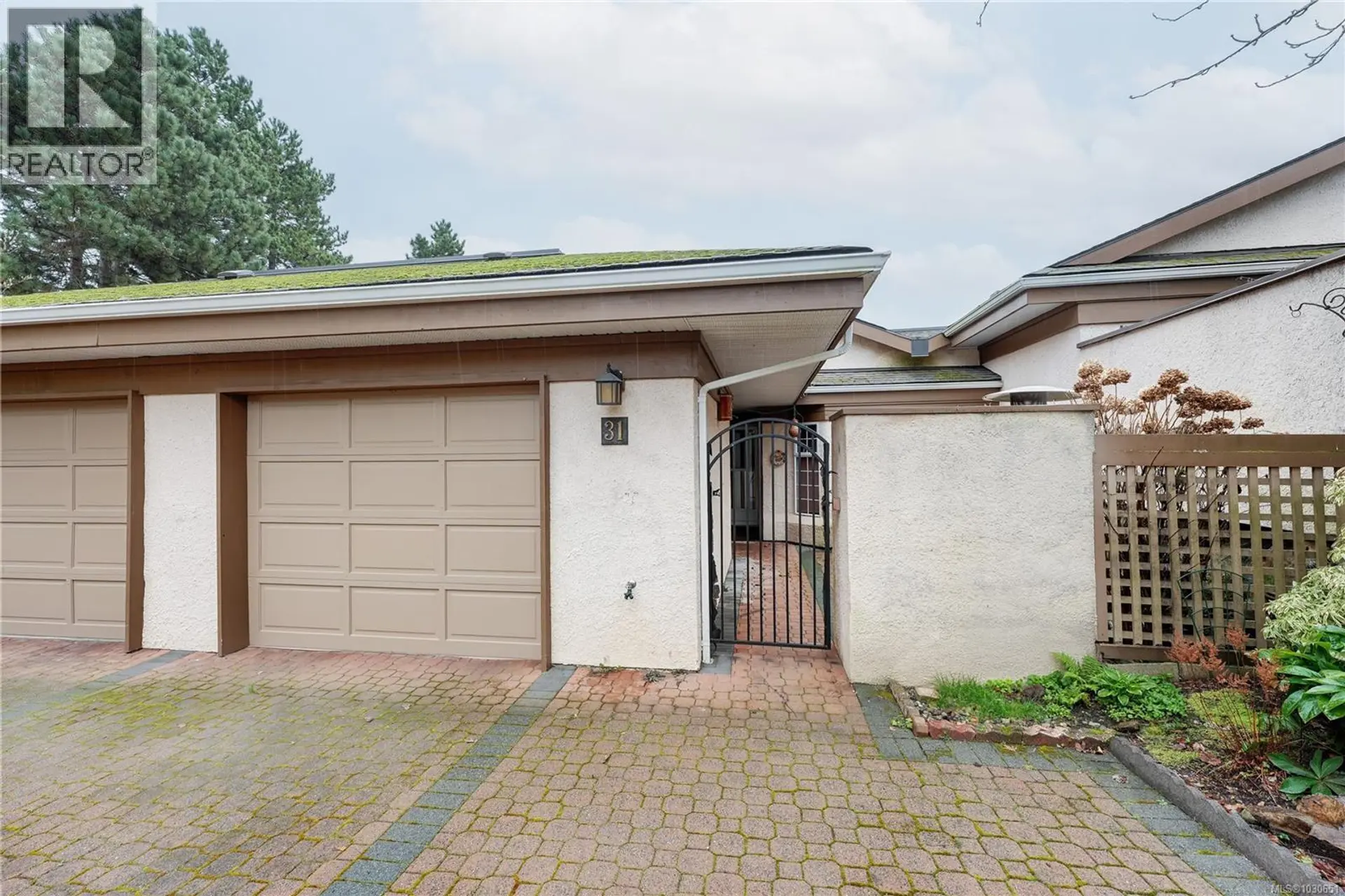Property at #31 901 Kentwood Lane, Saanich, BC