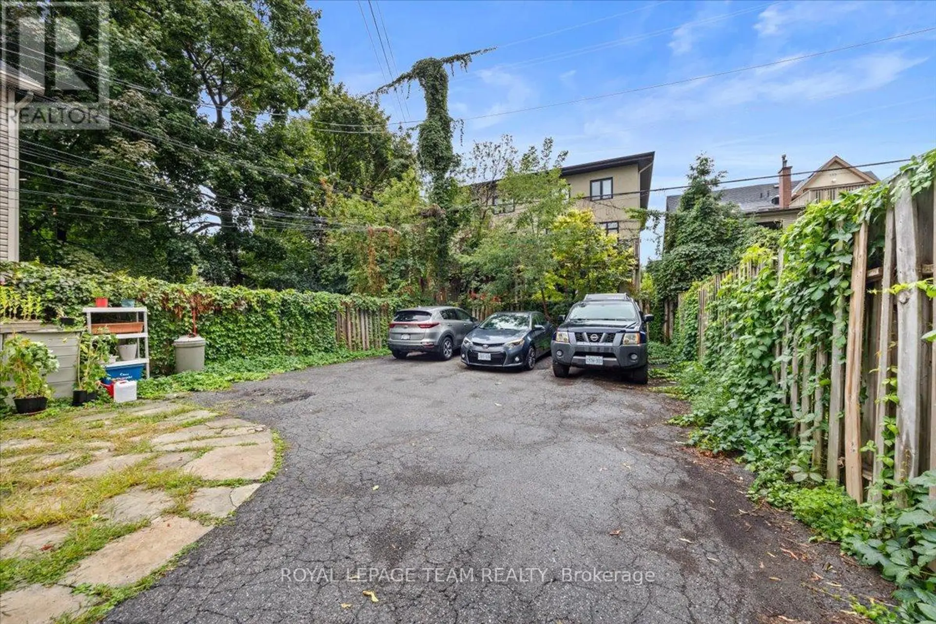 152 GLEBE AVENUE - Image 14