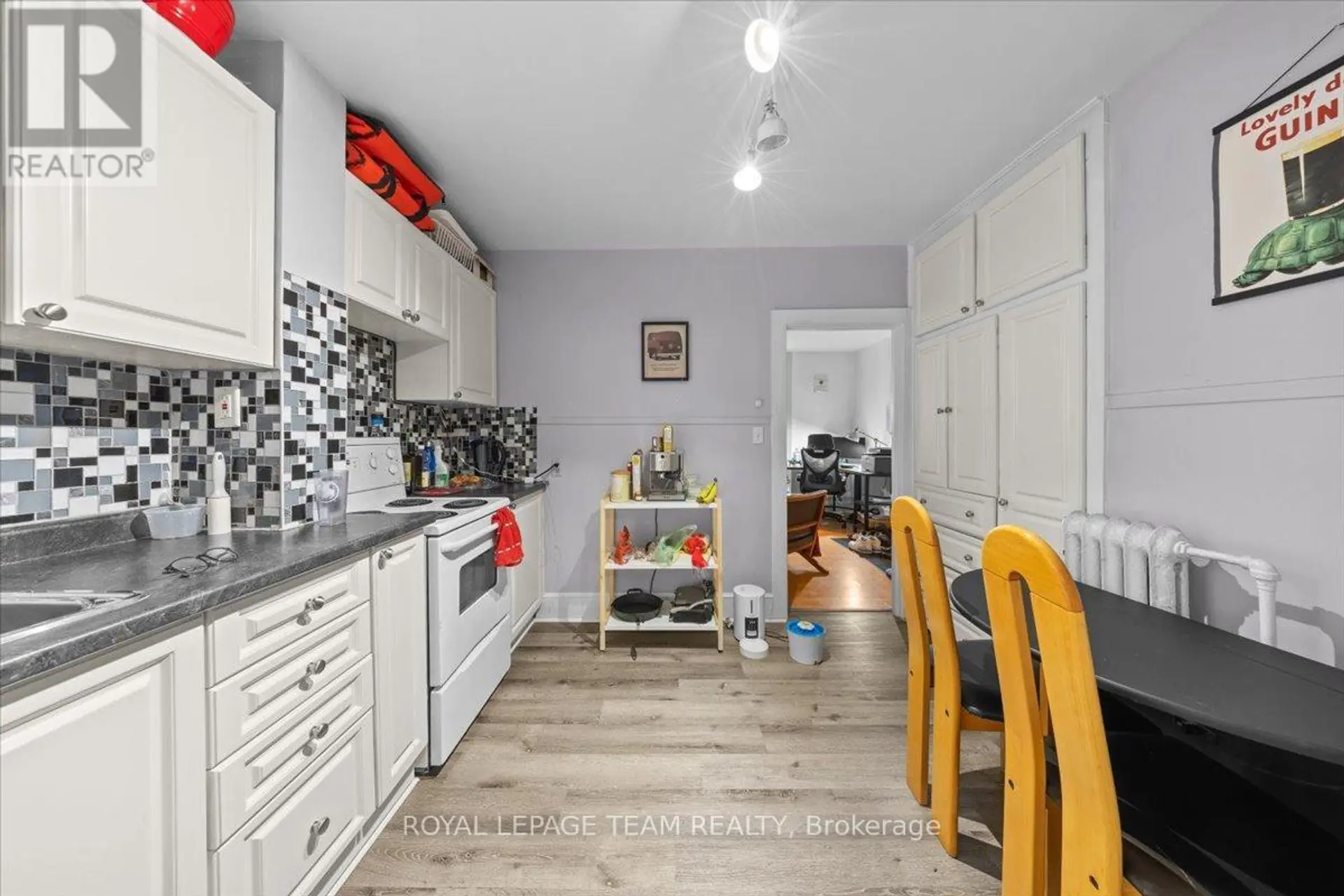 152 GLEBE AVENUE - Image 5