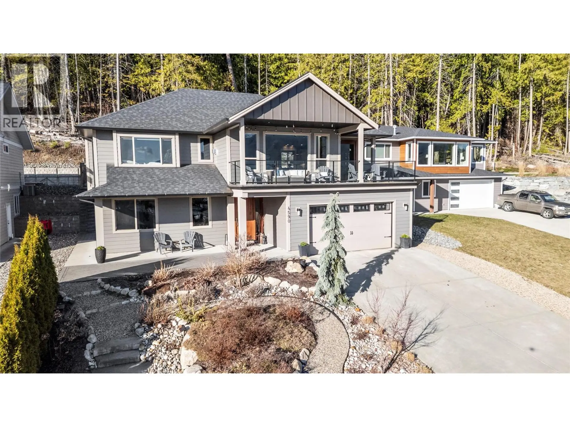 Property at 4590 71 Avenue, Salmon Arm, BC