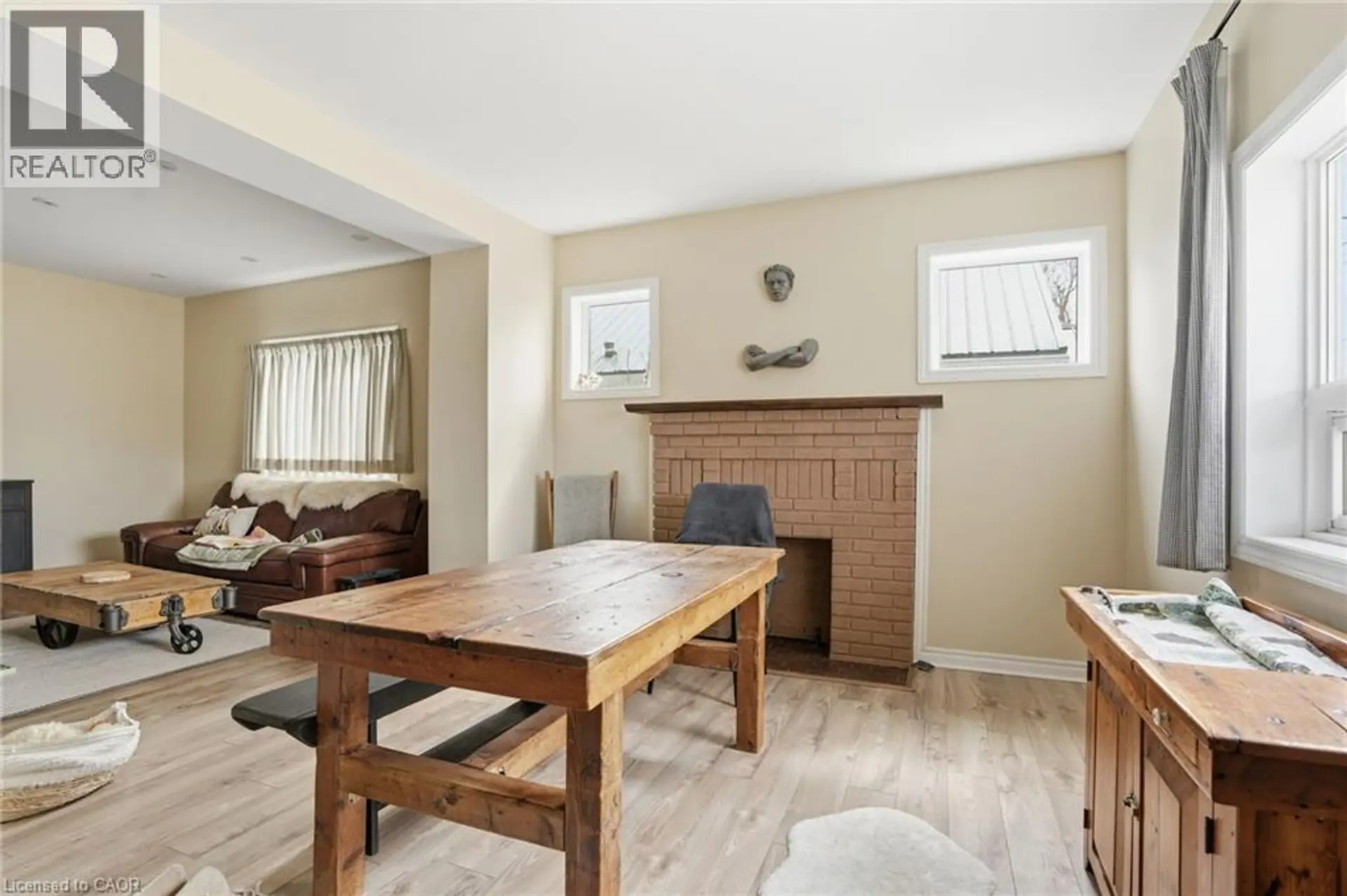 436 MCALPINE AVENUE N - Image 2