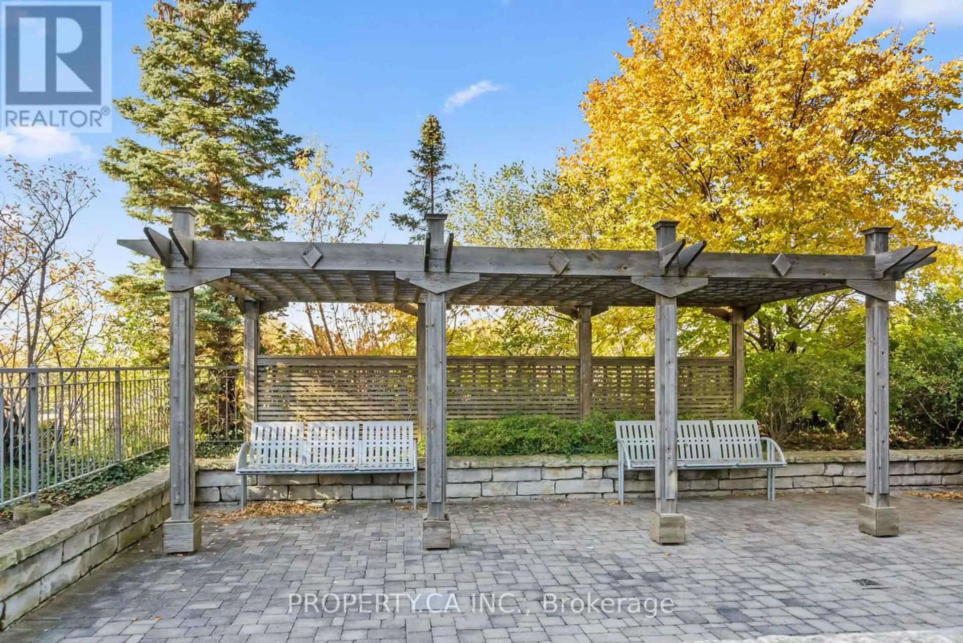 #309 15 GREENVIEW AVENUE - Image 18