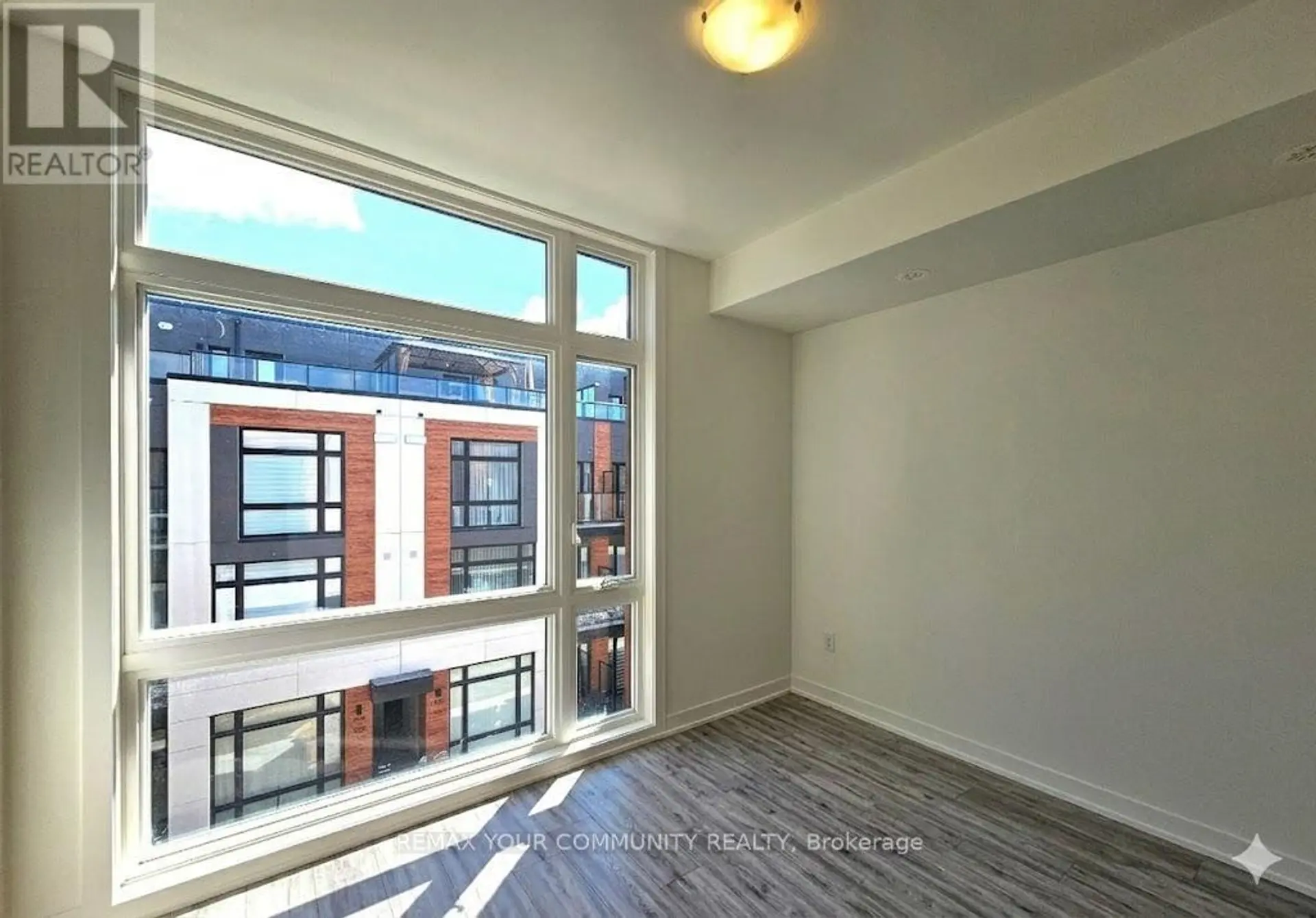 #1406 15 DAVID EYER ROAD W - Image 9