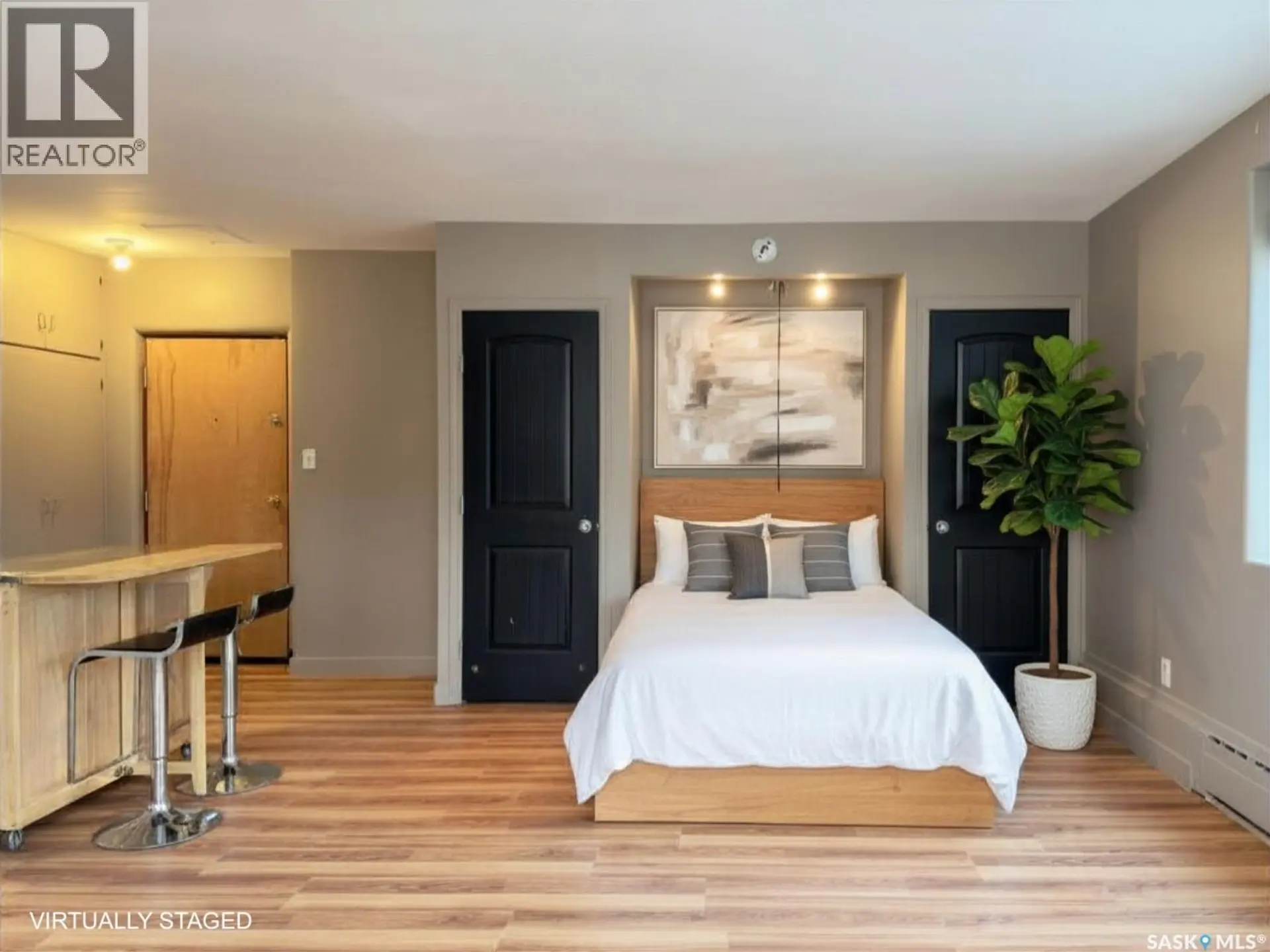 Property at #2 400 4TH AVENUE N, Saskatoon, SK