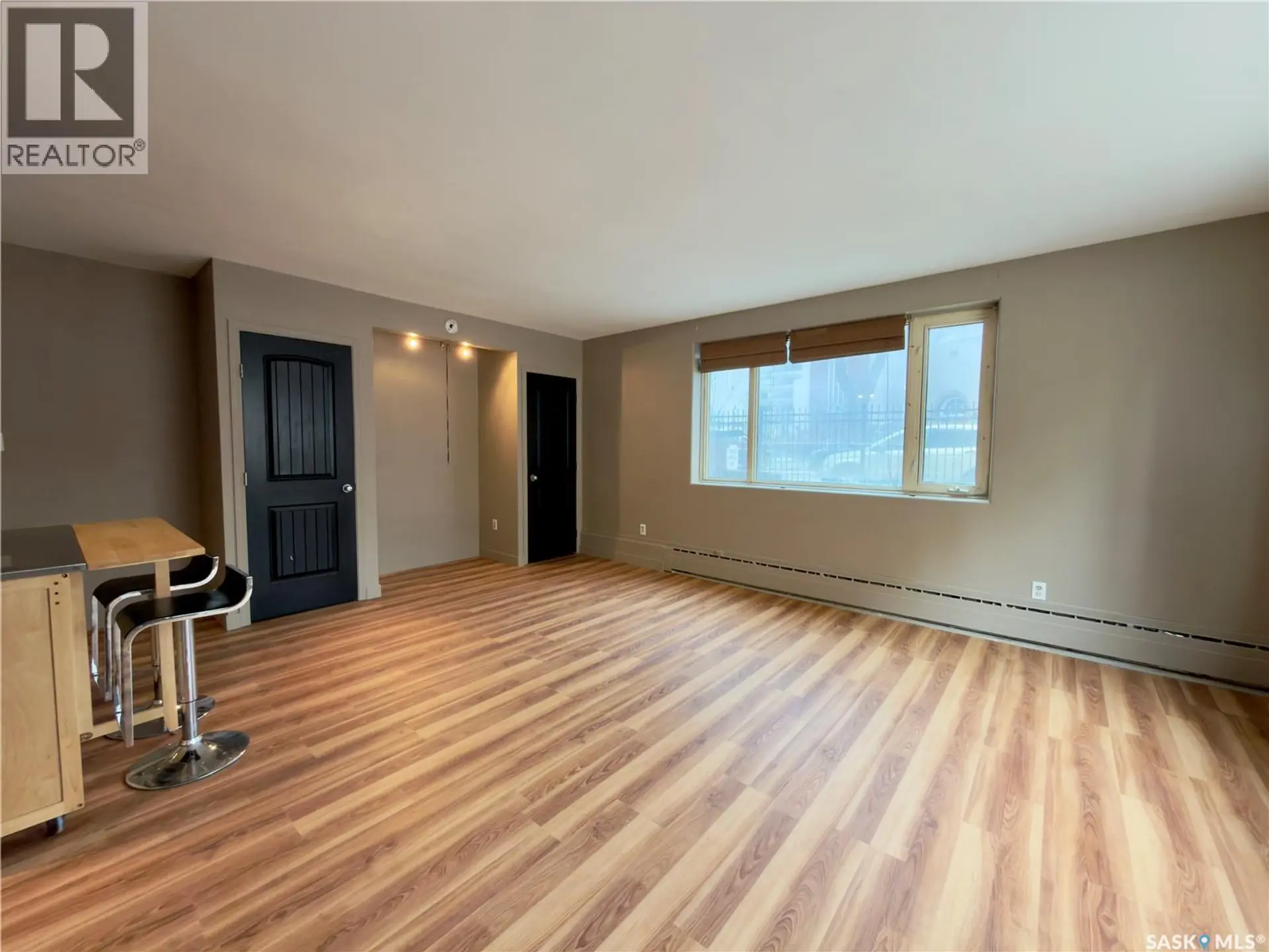 Property at #2 400 4TH AVENUE N, Saskatoon, SK
